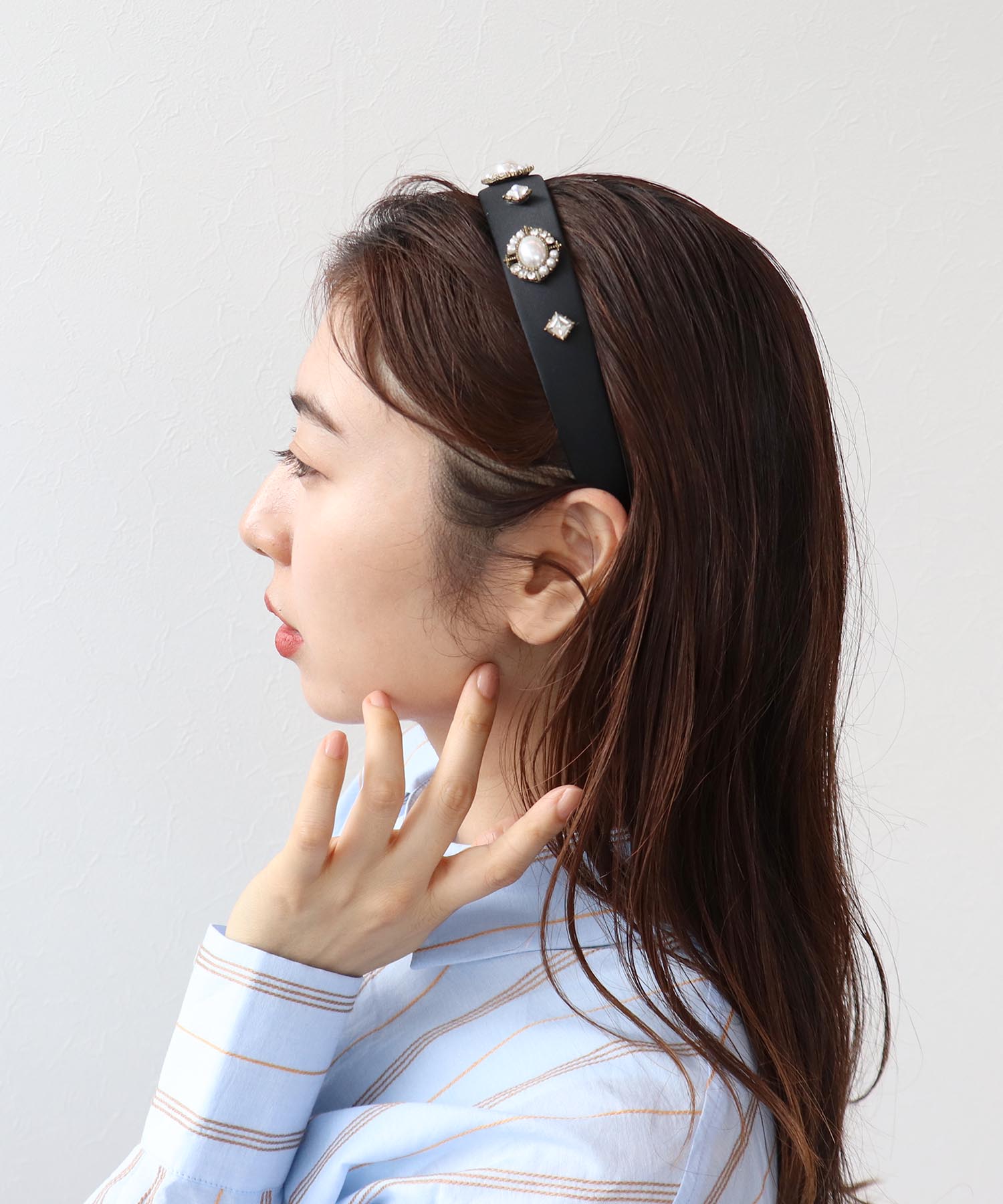 ビジューカチューシャ