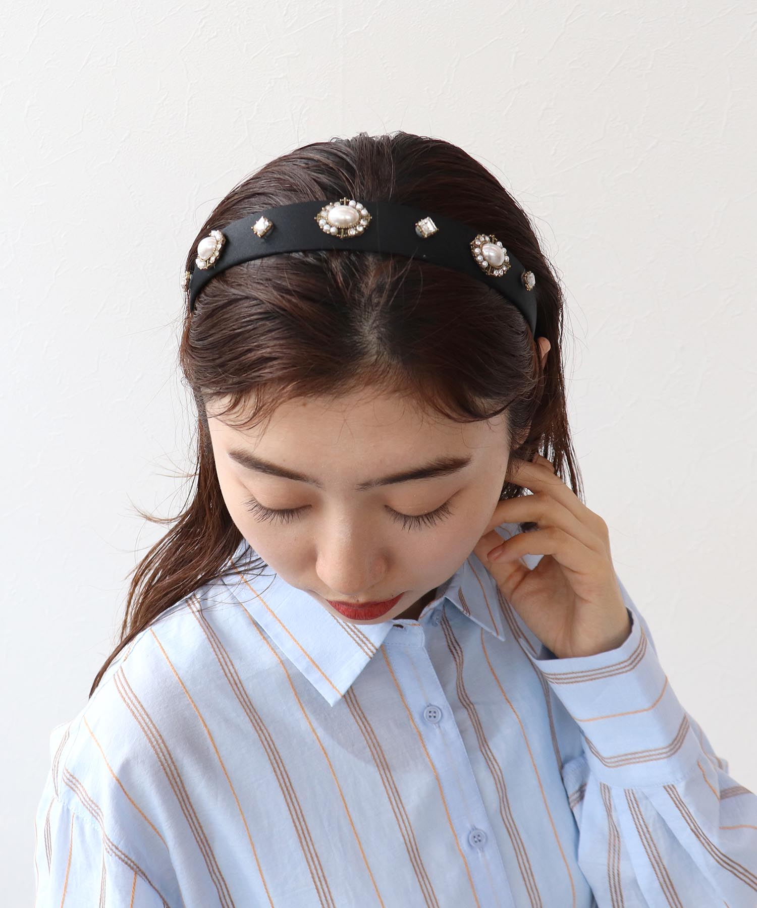 ビジューカチューシャ