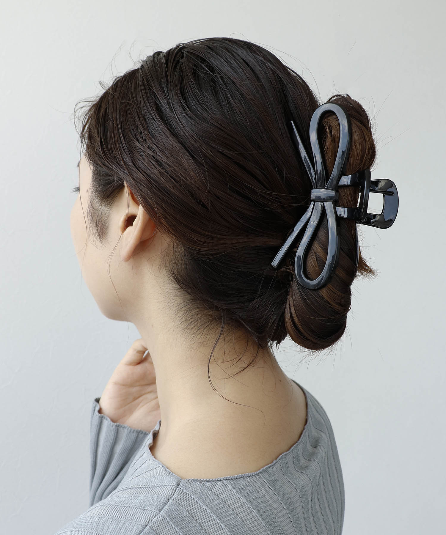 ブラックアクリルリボンバンス