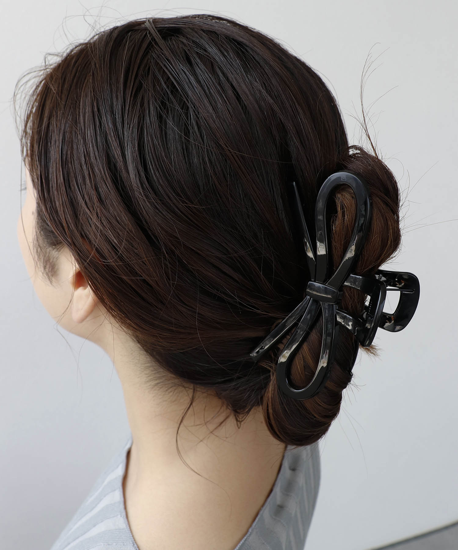 ブラックアクリルリボンバンス