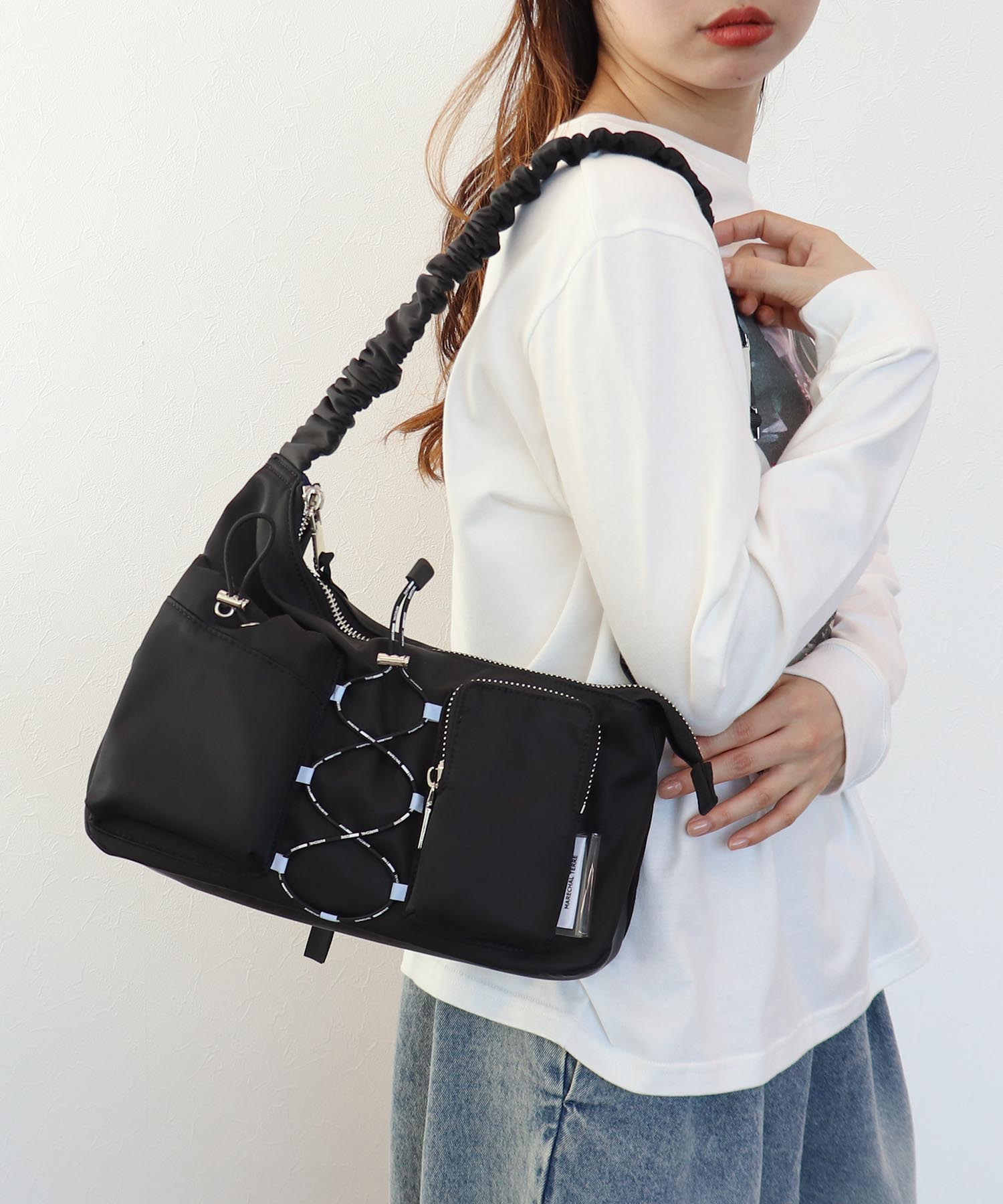 【MARECHAL TERRE 】ナイロンボディーバッグ