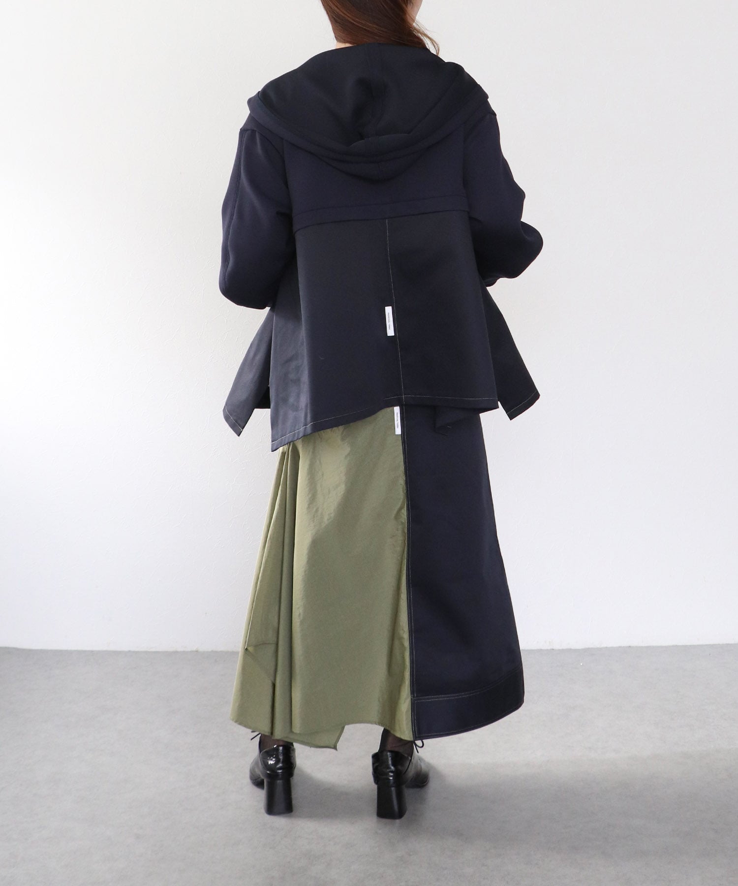 【MARECHAL TERRE 】ポケットフーディー