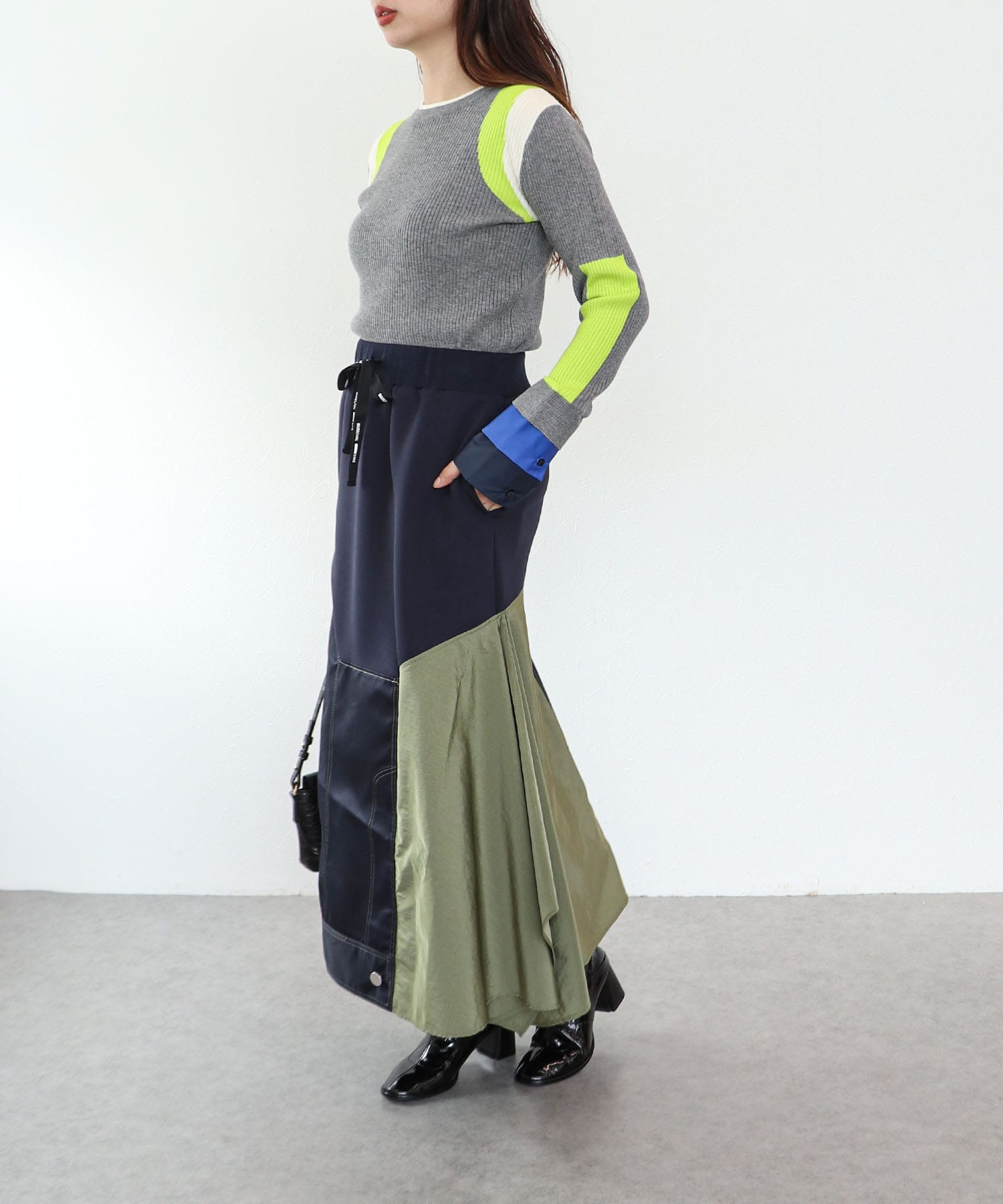 【MARECHAL TERRE 】カフ付きリブニット