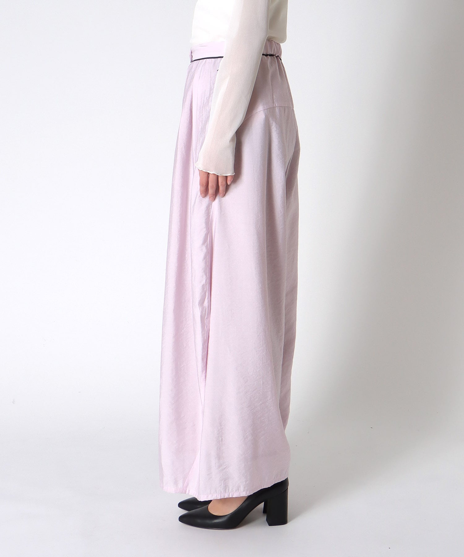 【MARECHAL TERRE】タックコクーンパンツ