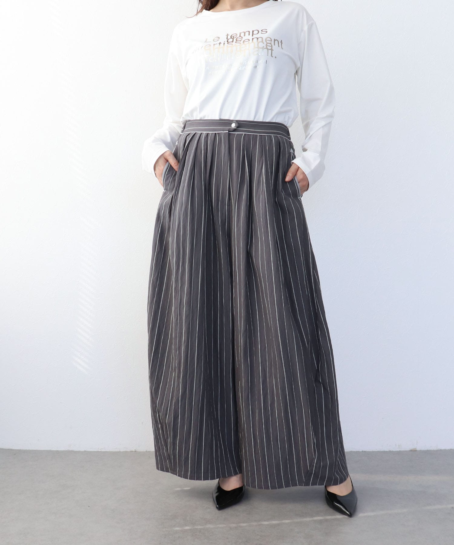 【MARECHAL TERRE】タックコクーンパンツ