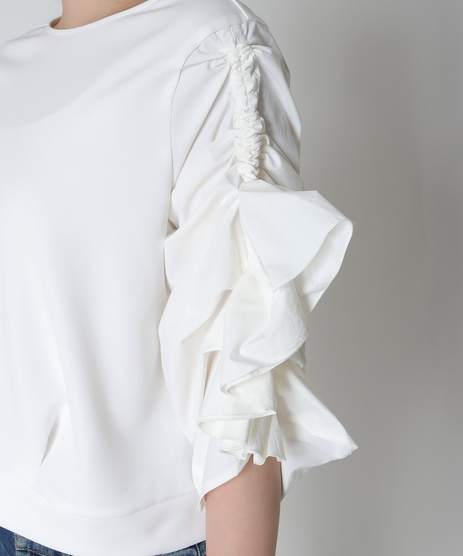 【MARECHAL TERRE】ラッフルスリーブトップス