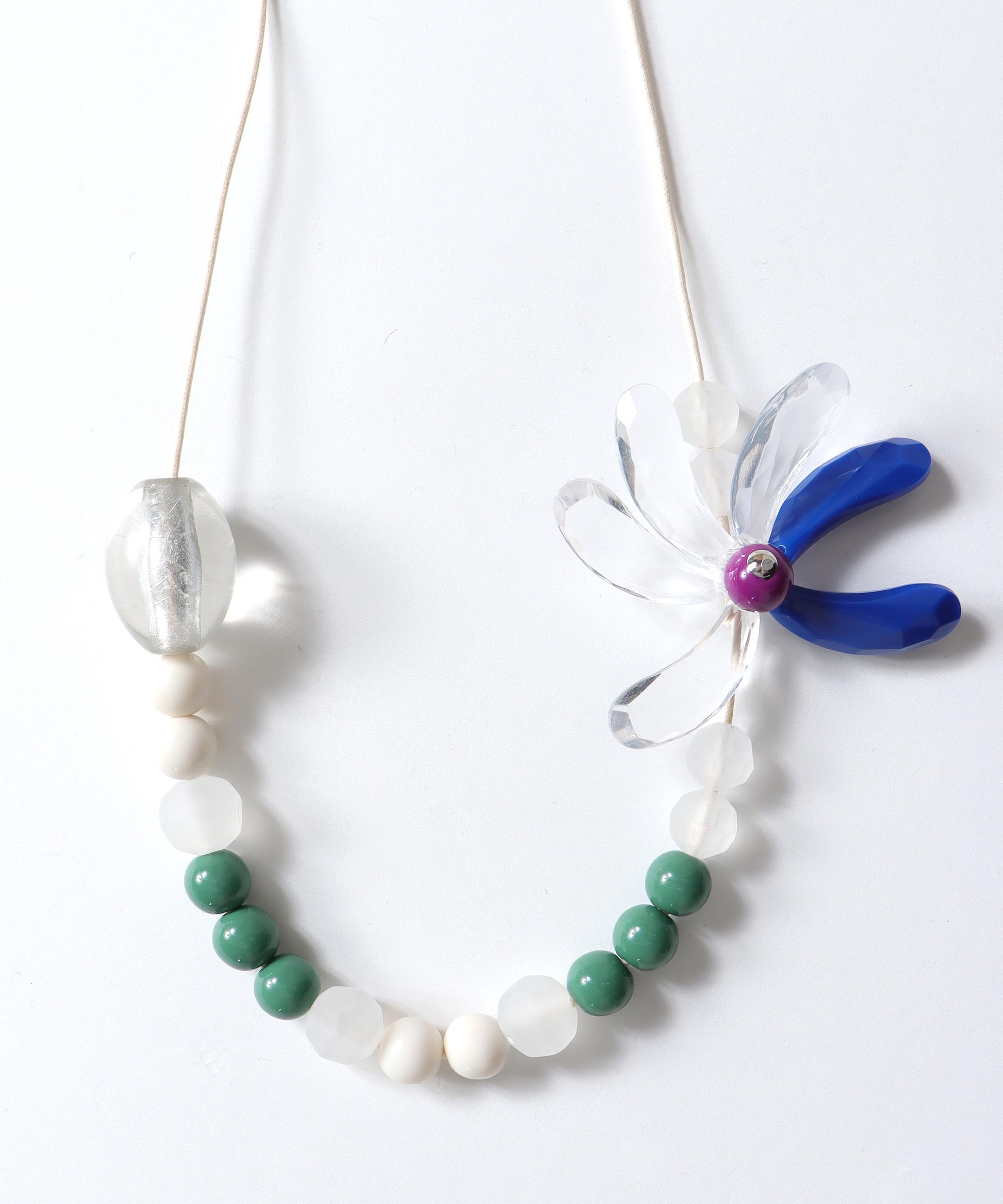 【MABEL】フラワークリアネックレス