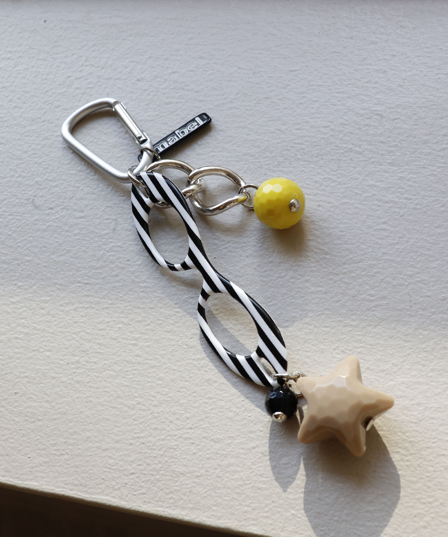 【MABEL】サングラスチャーム