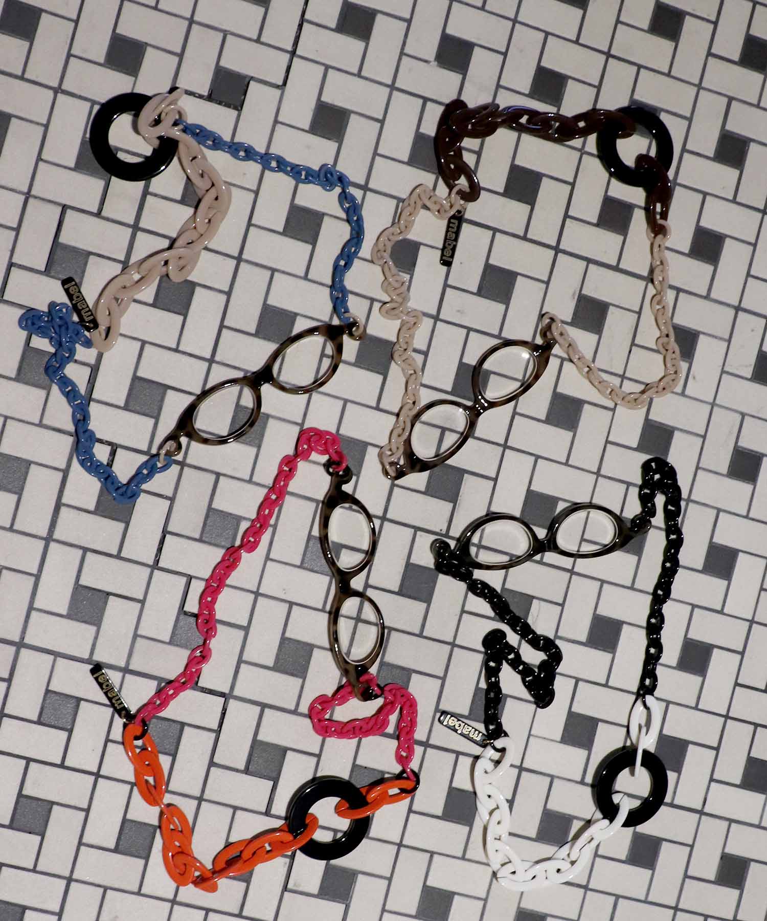 新色入荷【MABEL】ルーペ付きネックレス