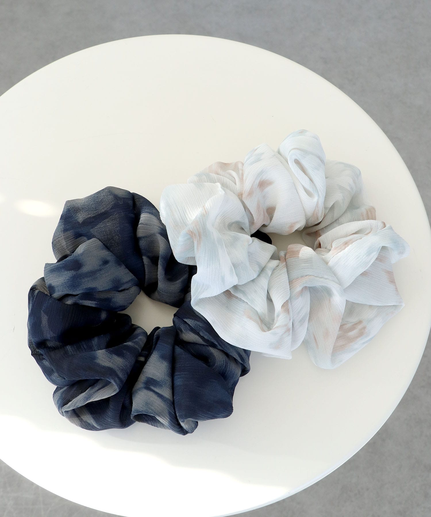 タイダイ柄ビッグシュシュ