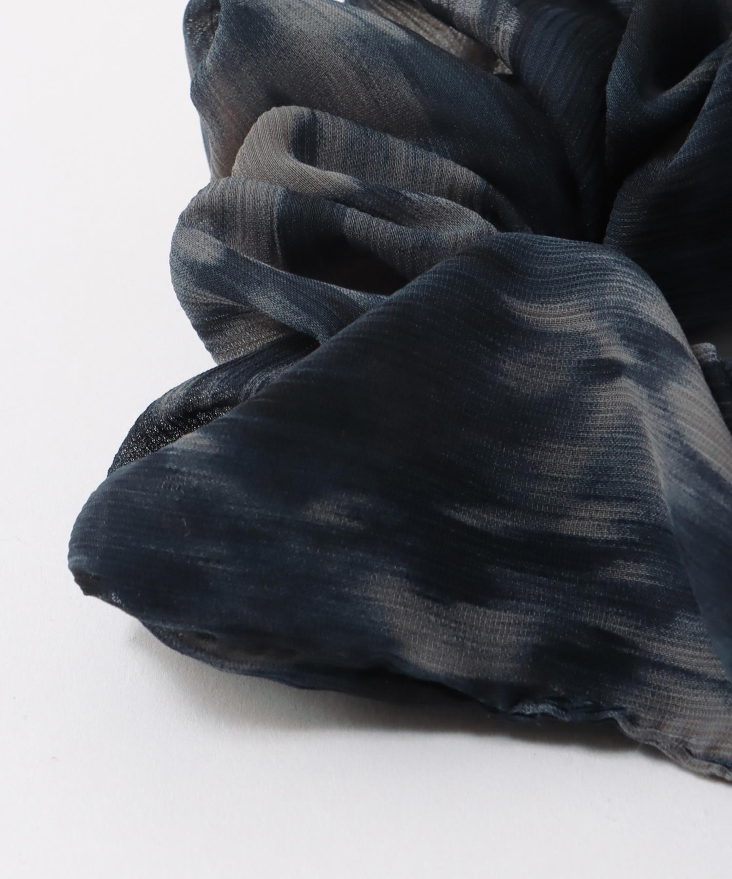 タイダイ柄ビッグシュシュ