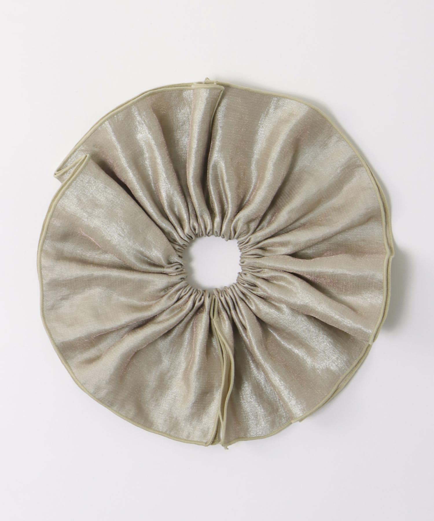 サテンBIGシュシュ