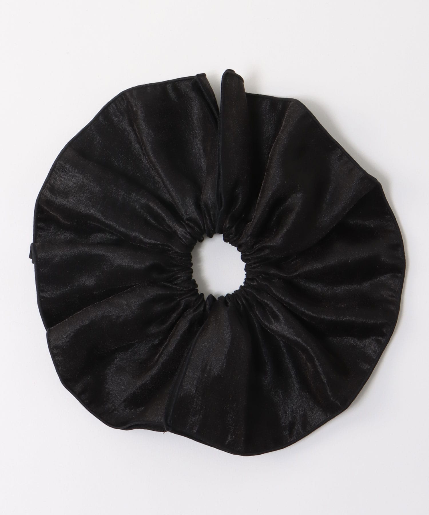 サテンBIGシュシュ