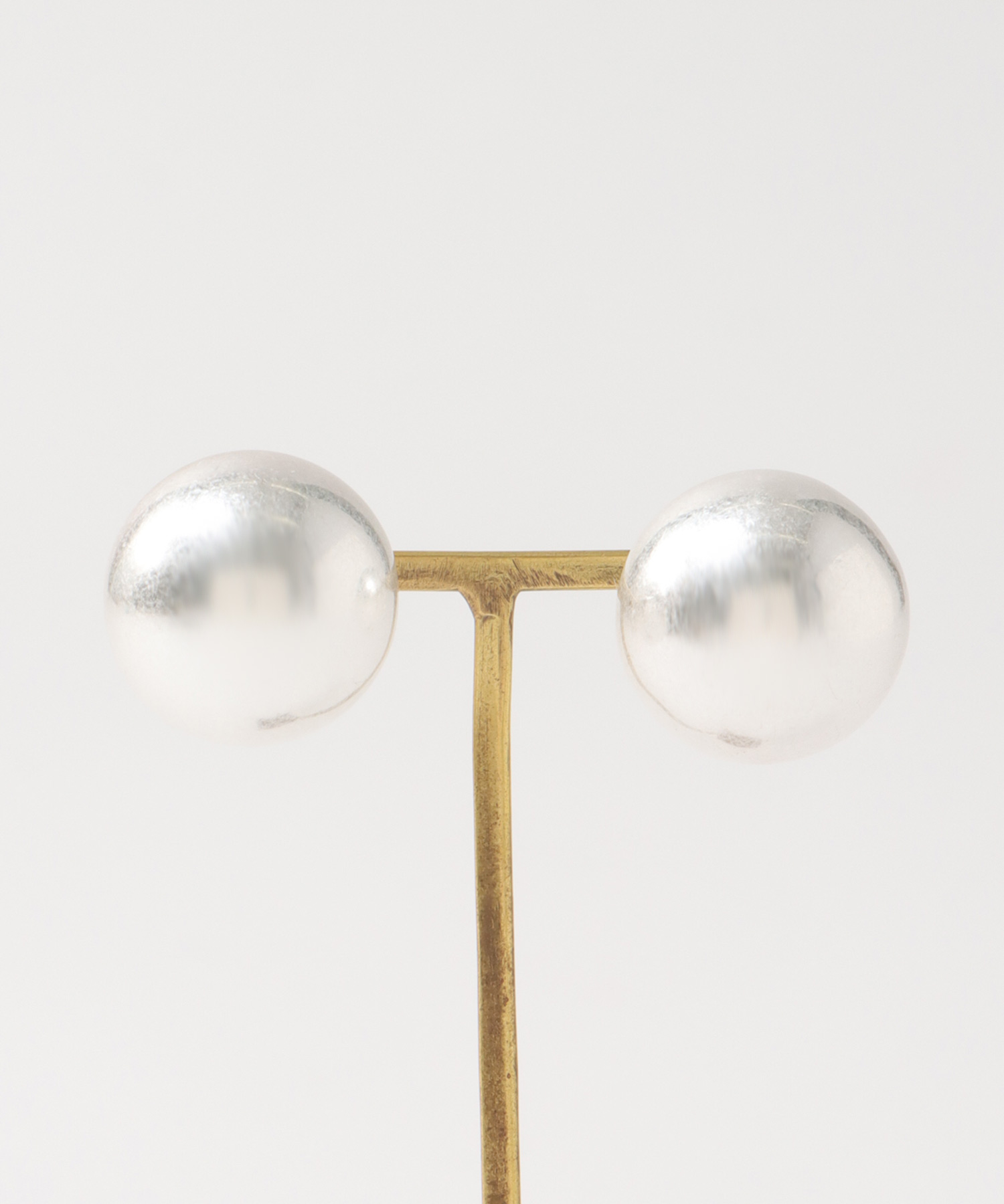 【LIMITED NUMBER】マットメタルボールイヤリング