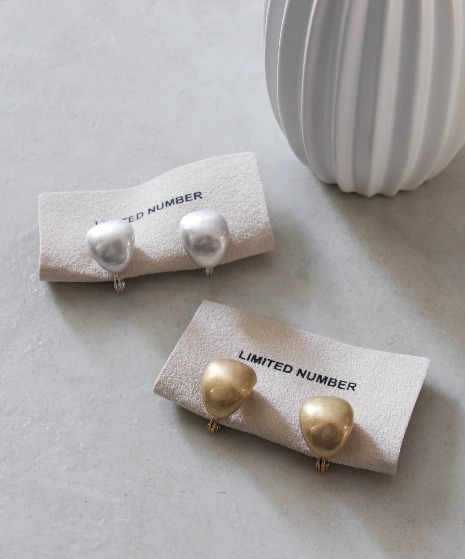 【LIMITED NUMBER】メタルボリュームイヤリング