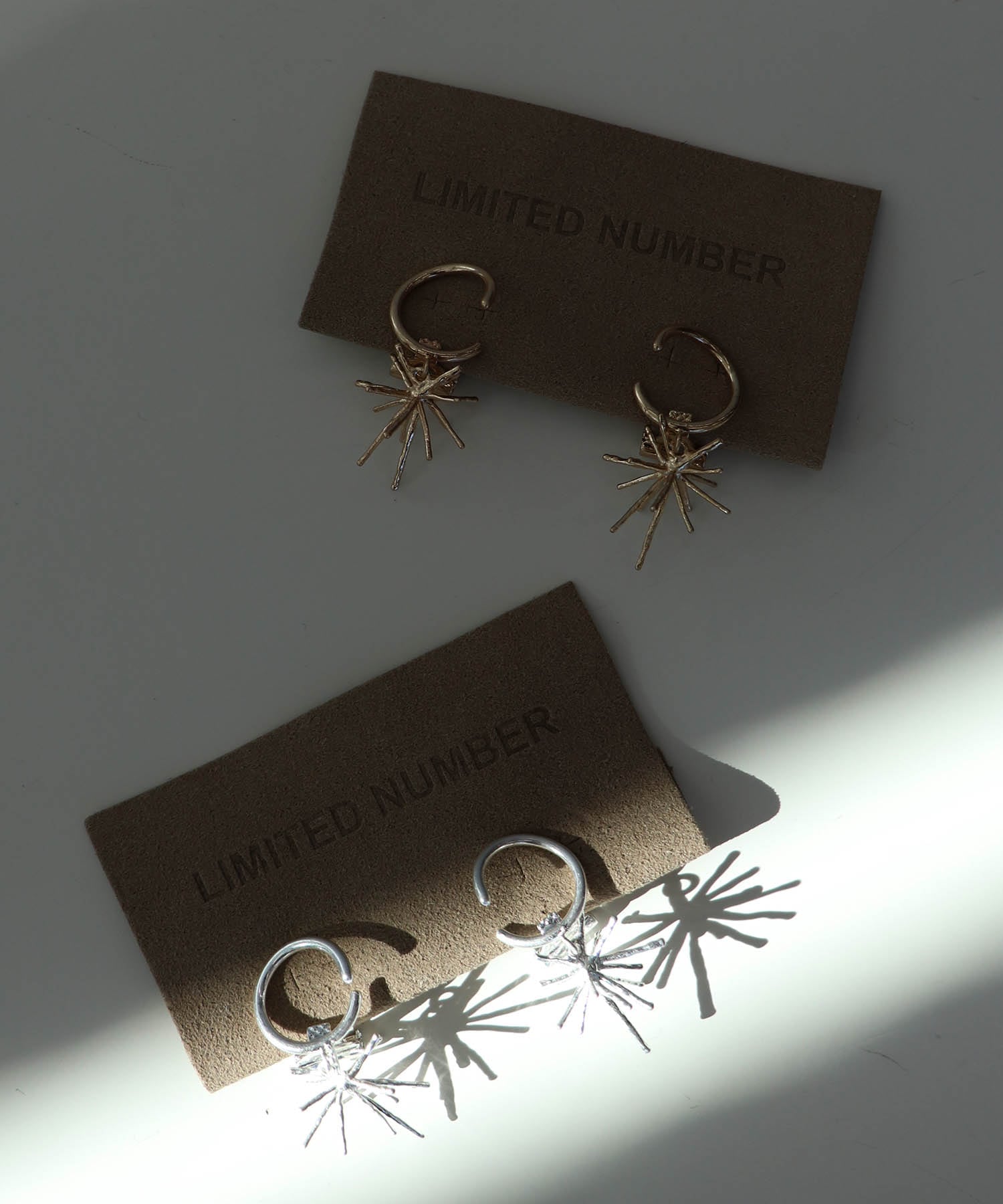 【LIMITED NUMBER】ブライトスターカーブイヤリング