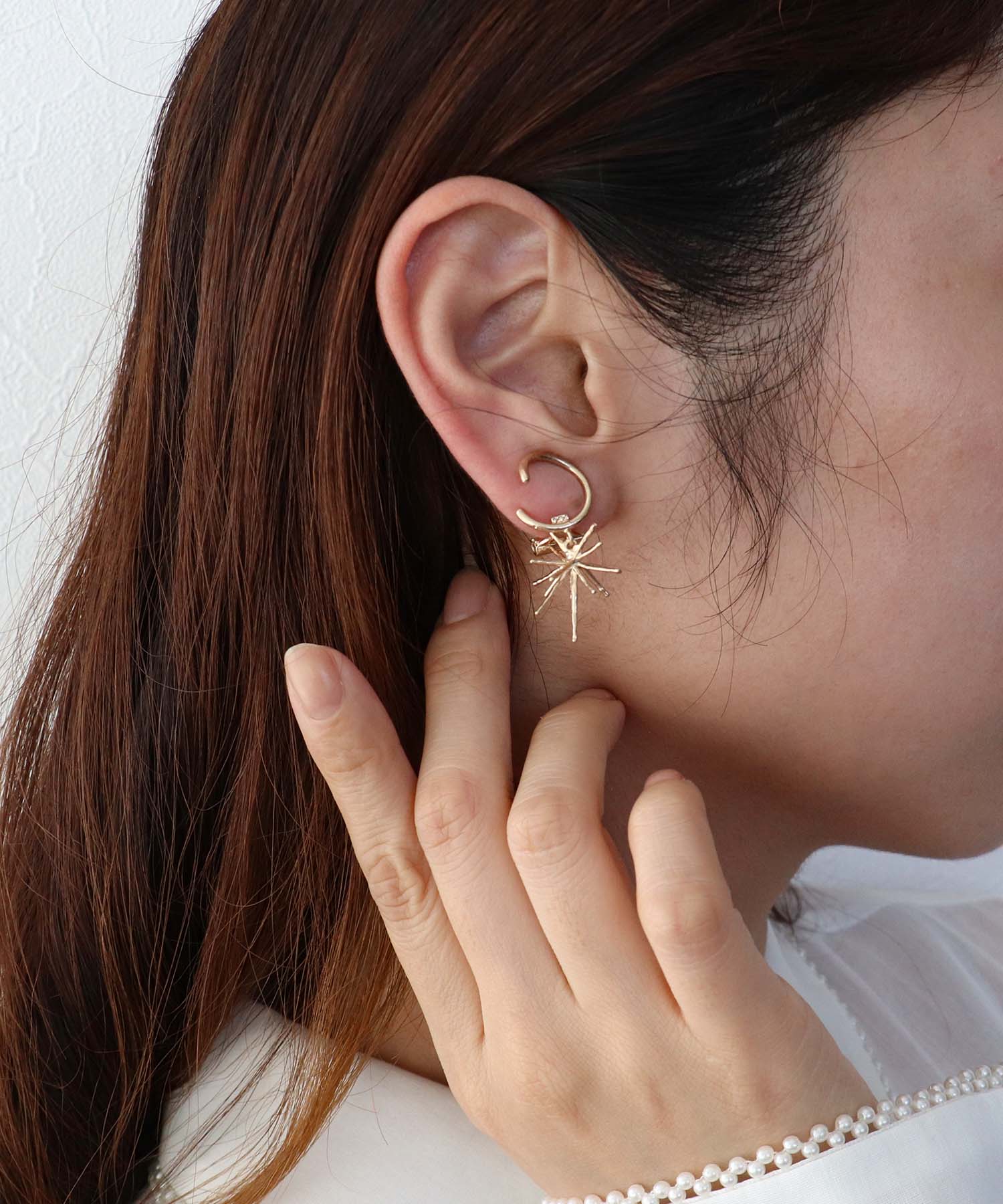 【LIMITED NUMBER】ブライトスターカーブイヤリング