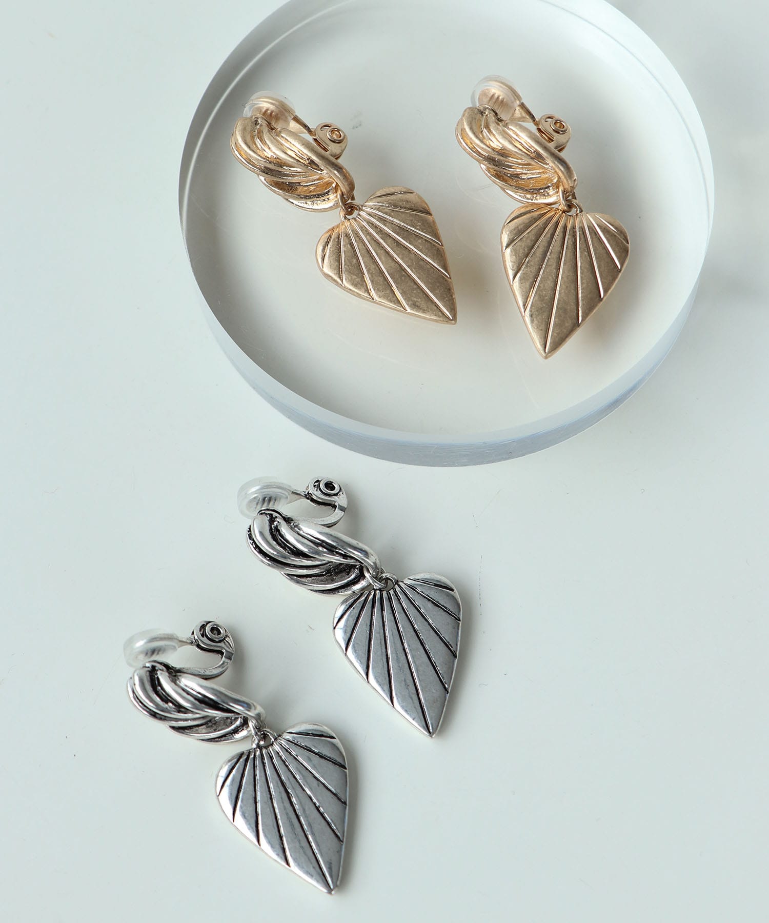 【LIMITED NUMBER】エスニック風ハートイヤリング