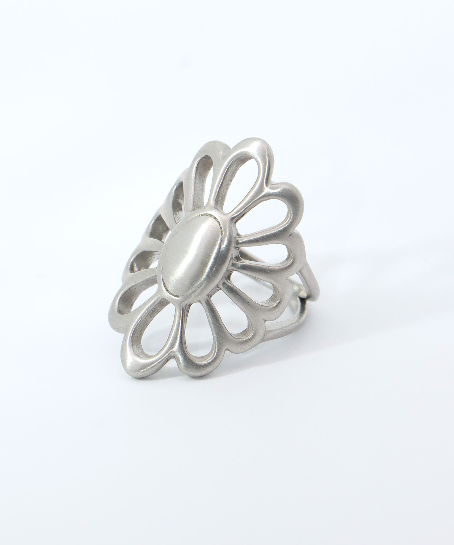 【LIMITED NUMBER】フラワーステンレスリング#13