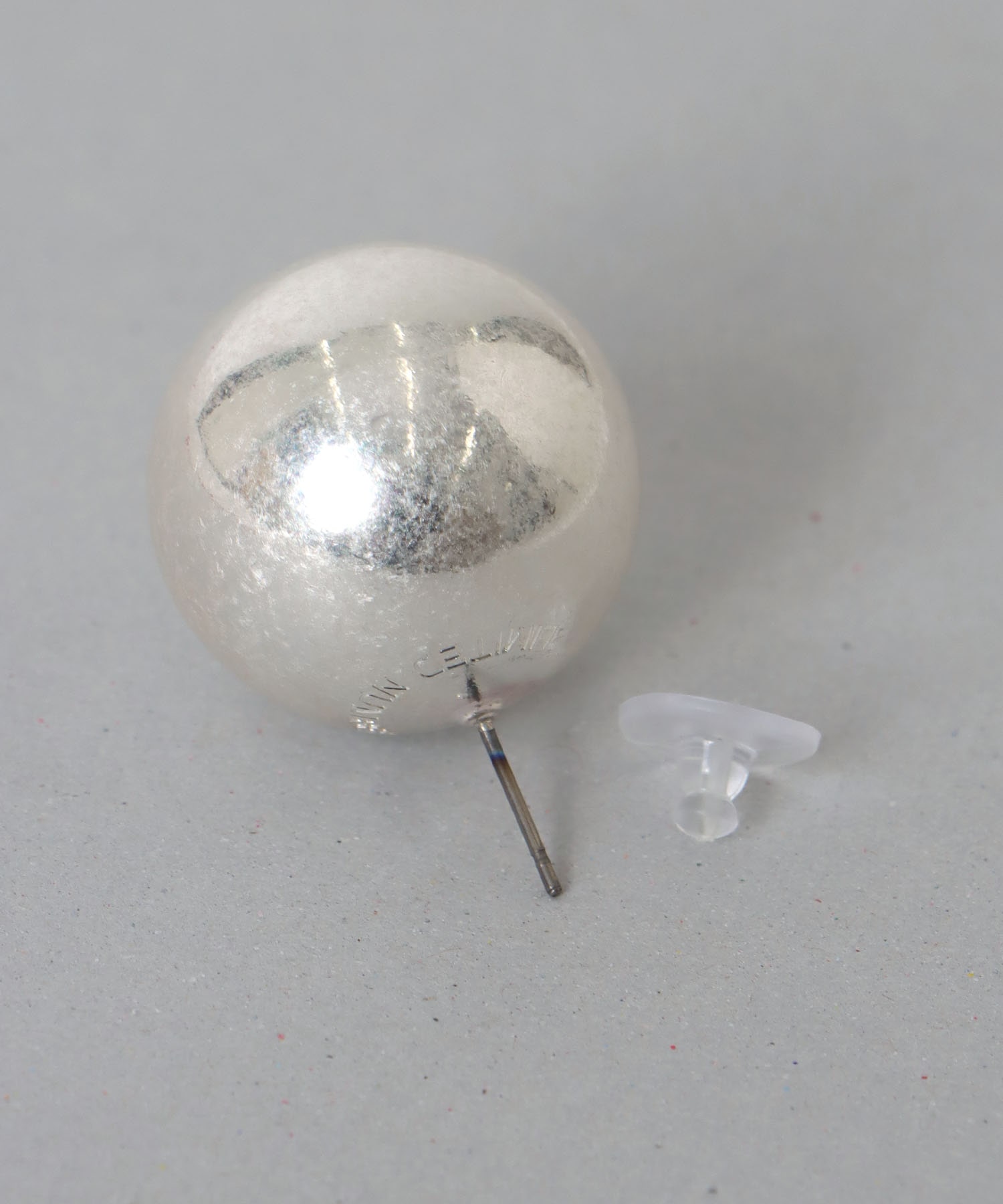 【LIMITED NUMBER】ボールピアス