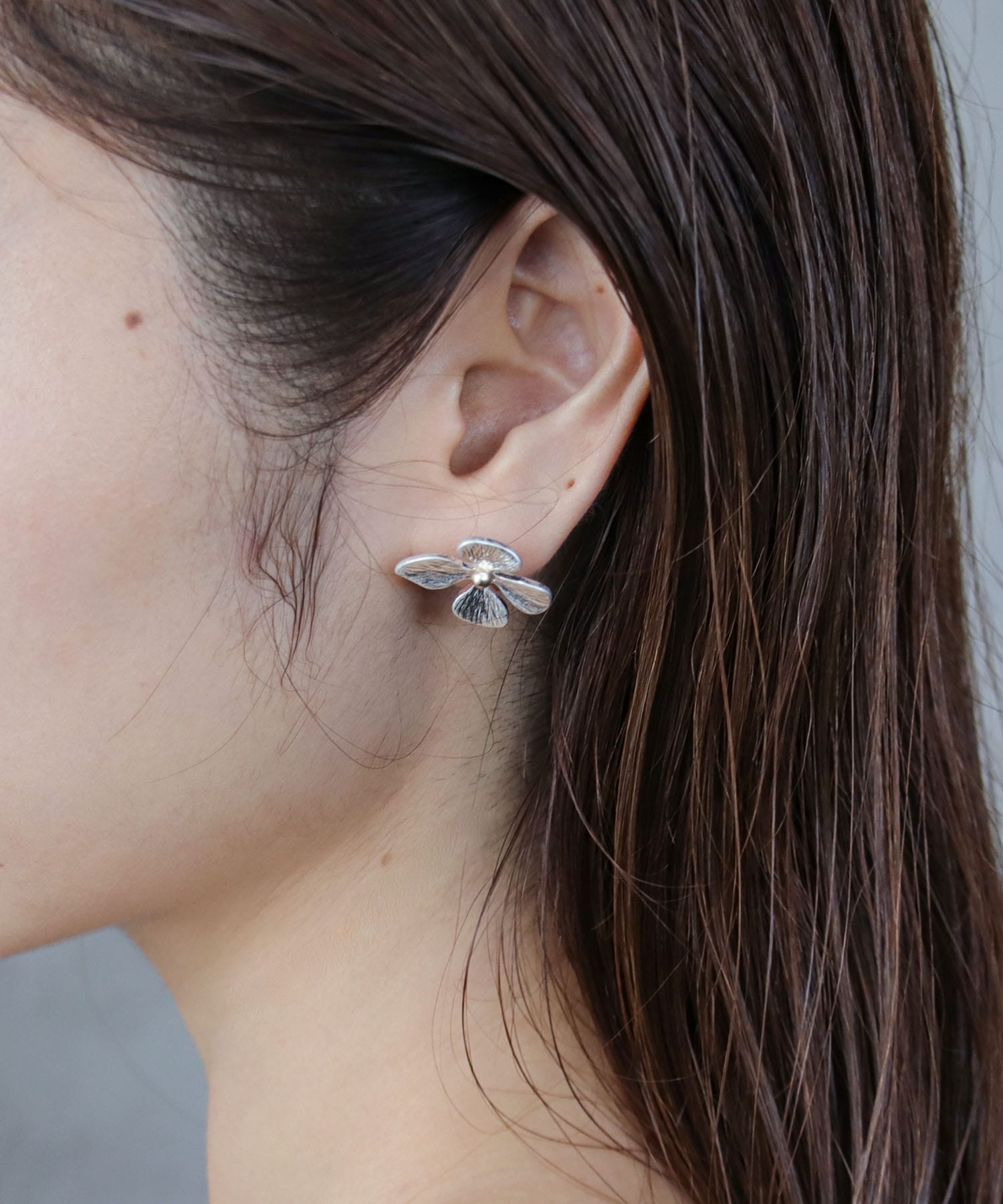 【LIMITED NUMBER】MELLOWフラワーピアス