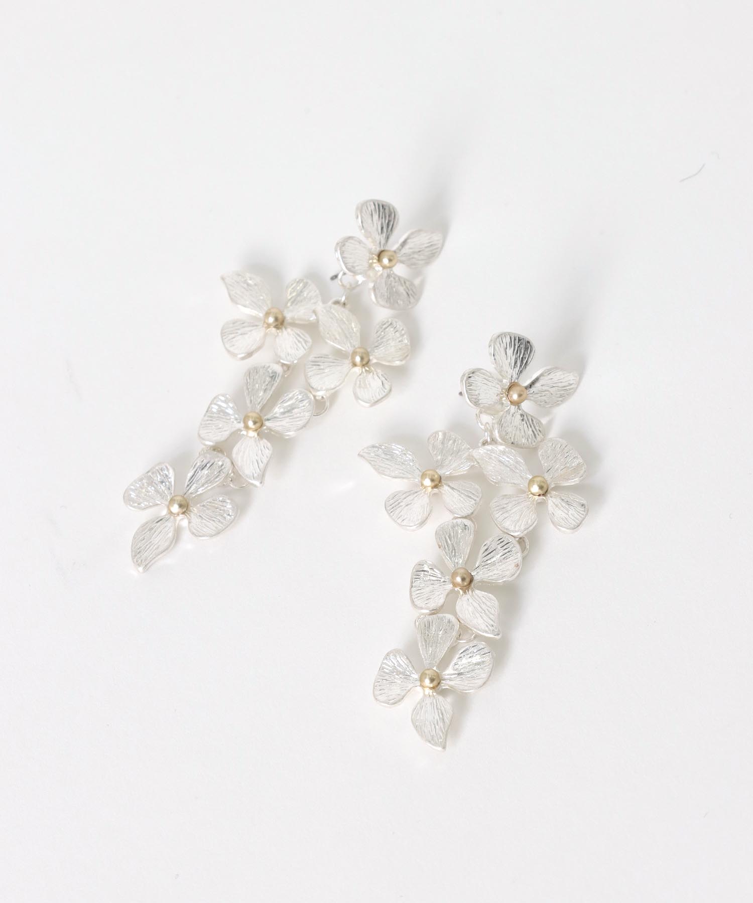 【LIMITED NUMBER】MELLOWフラワーピアス