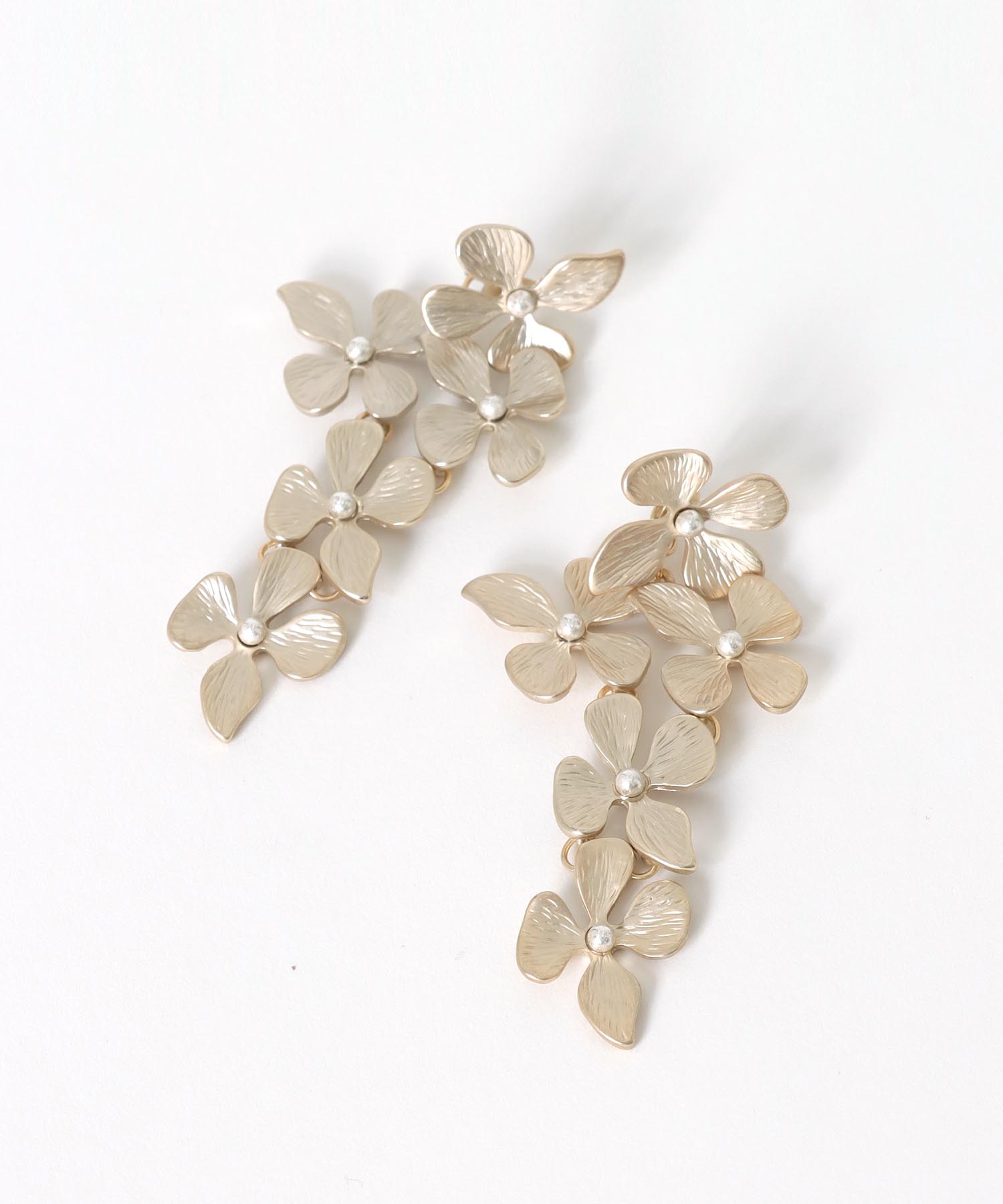 【LIMITED NUMBER】MELLOWフラワーピアス