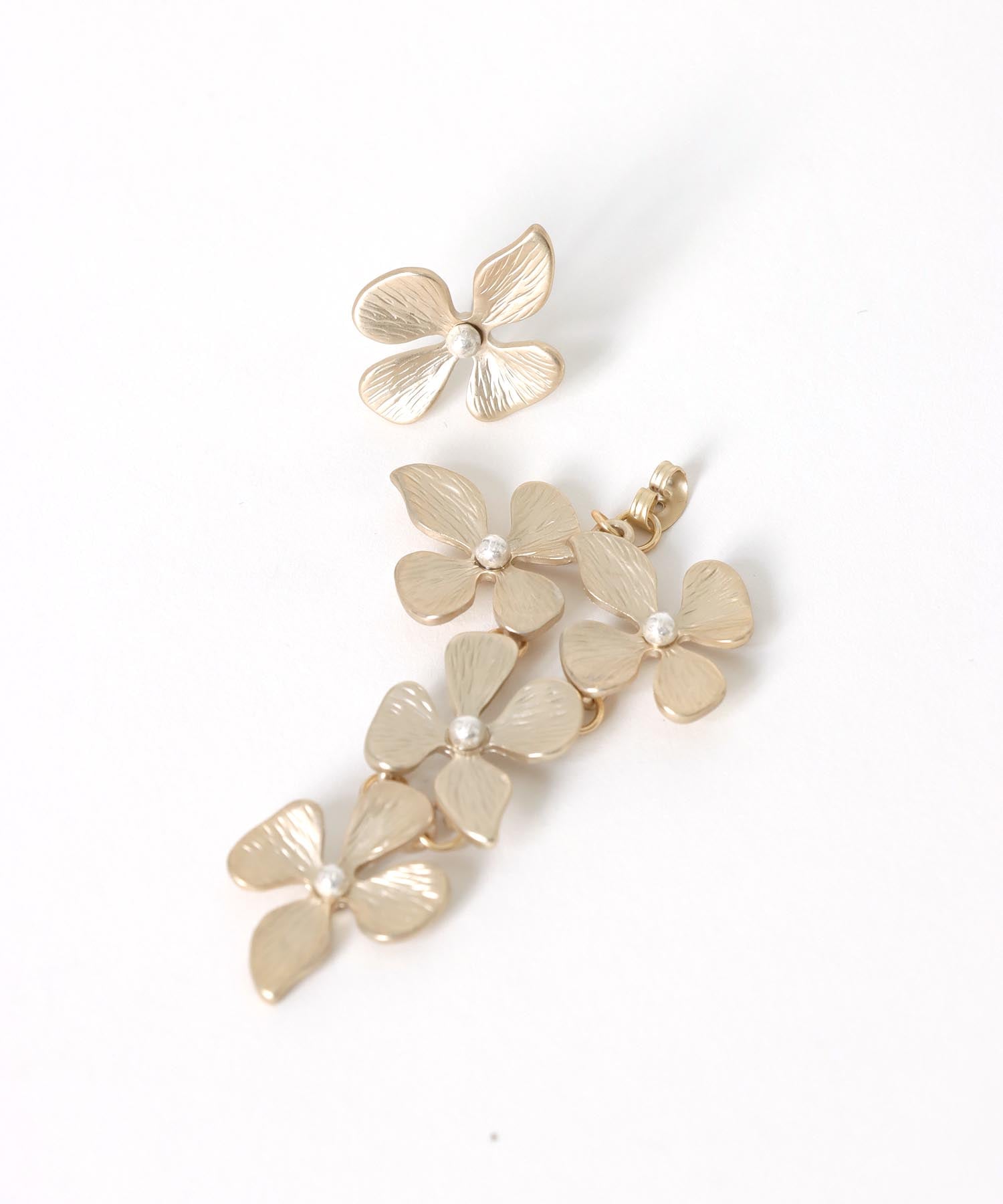 【LIMITED NUMBER】MELLOWフラワーピアス