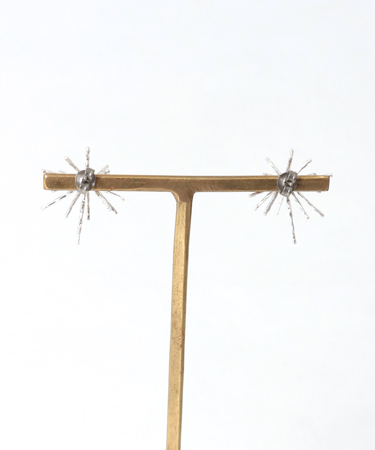 【LIMITED NUMBER】ブライトスターチタンポストピアス