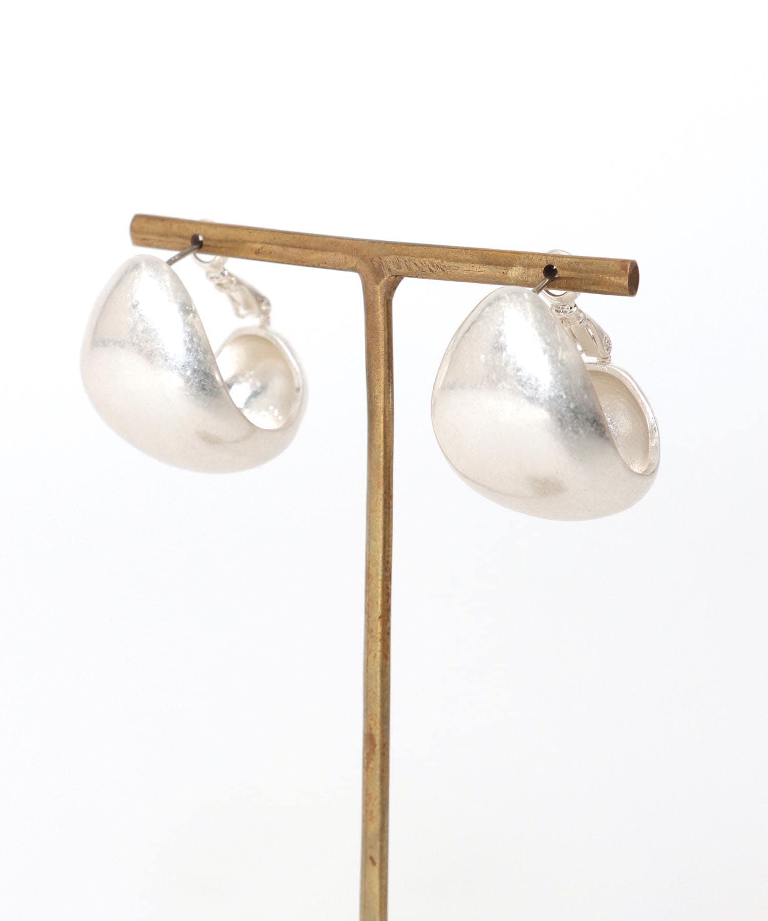 【LIMITED NUMBER】メタルボリュームピアス