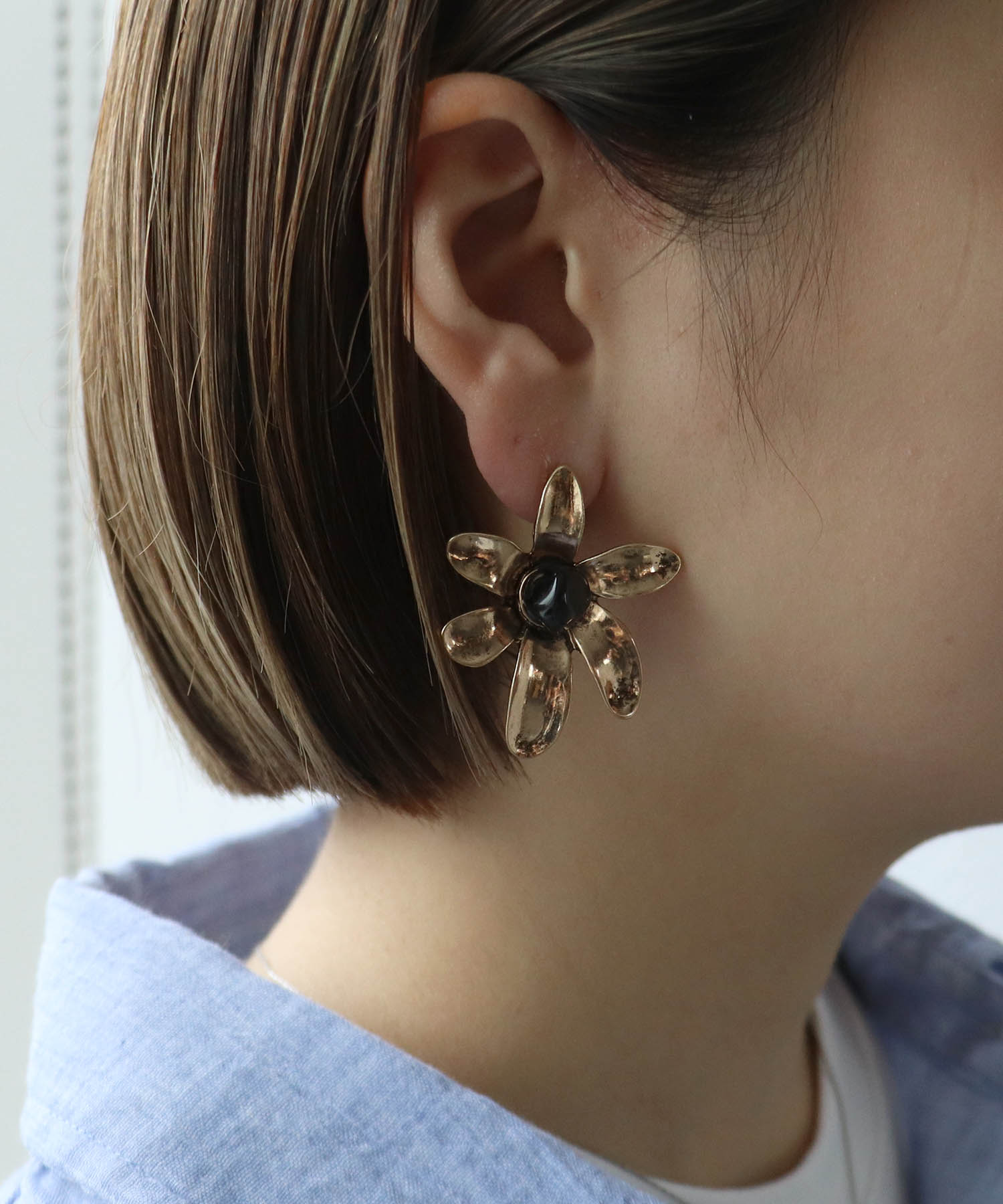 【LIMITED NUMBER】アンティークメタルフラワーイヤリング