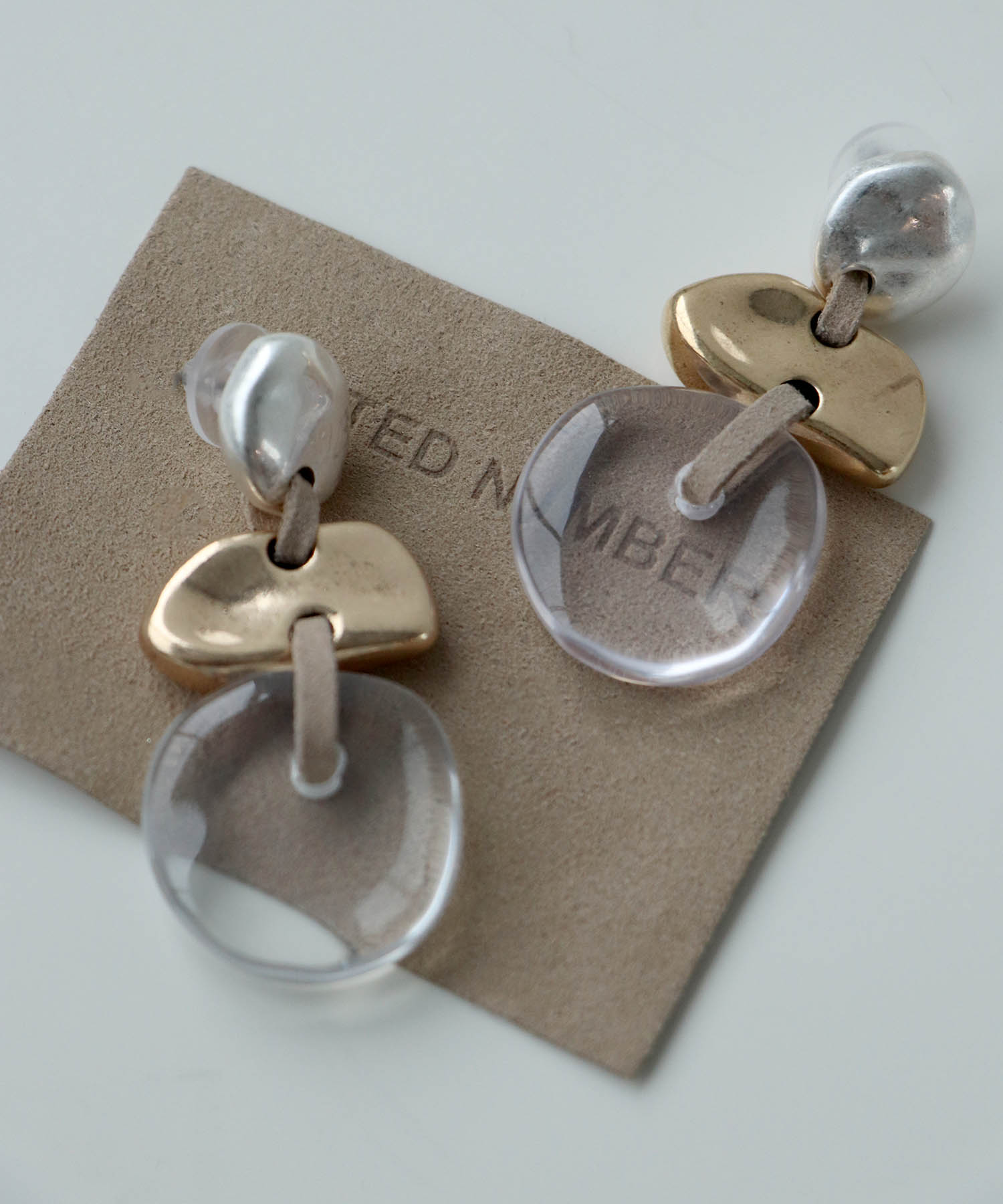 【LIMITED NUMBER】メタル×クリアMIXピアス