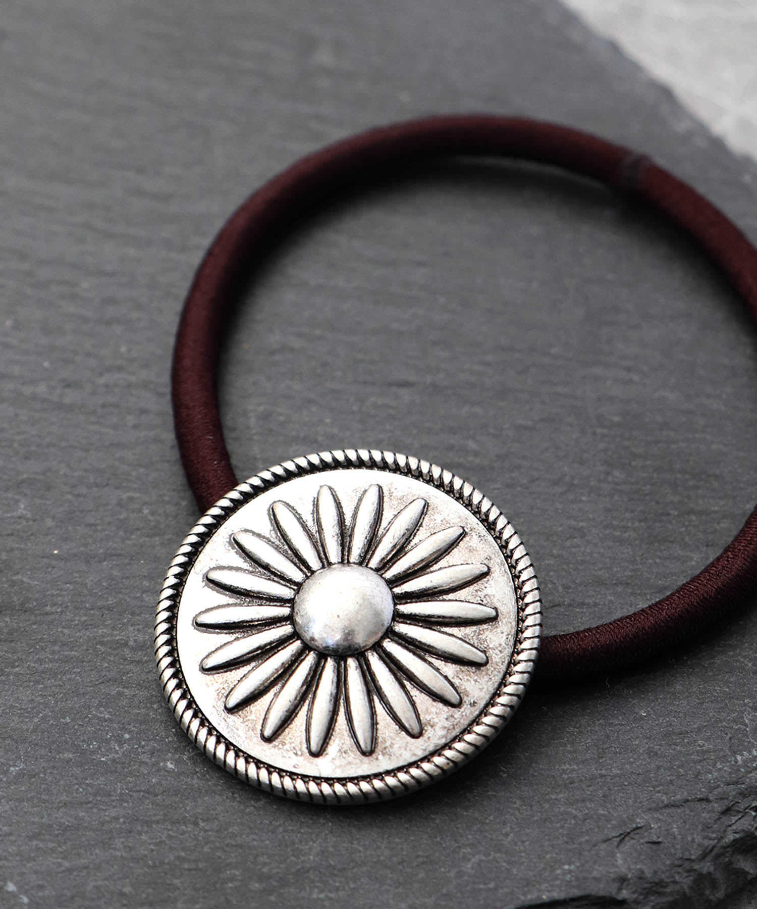 【LIMITED NUMBER】フラワーボタンコンチョヘアゴム