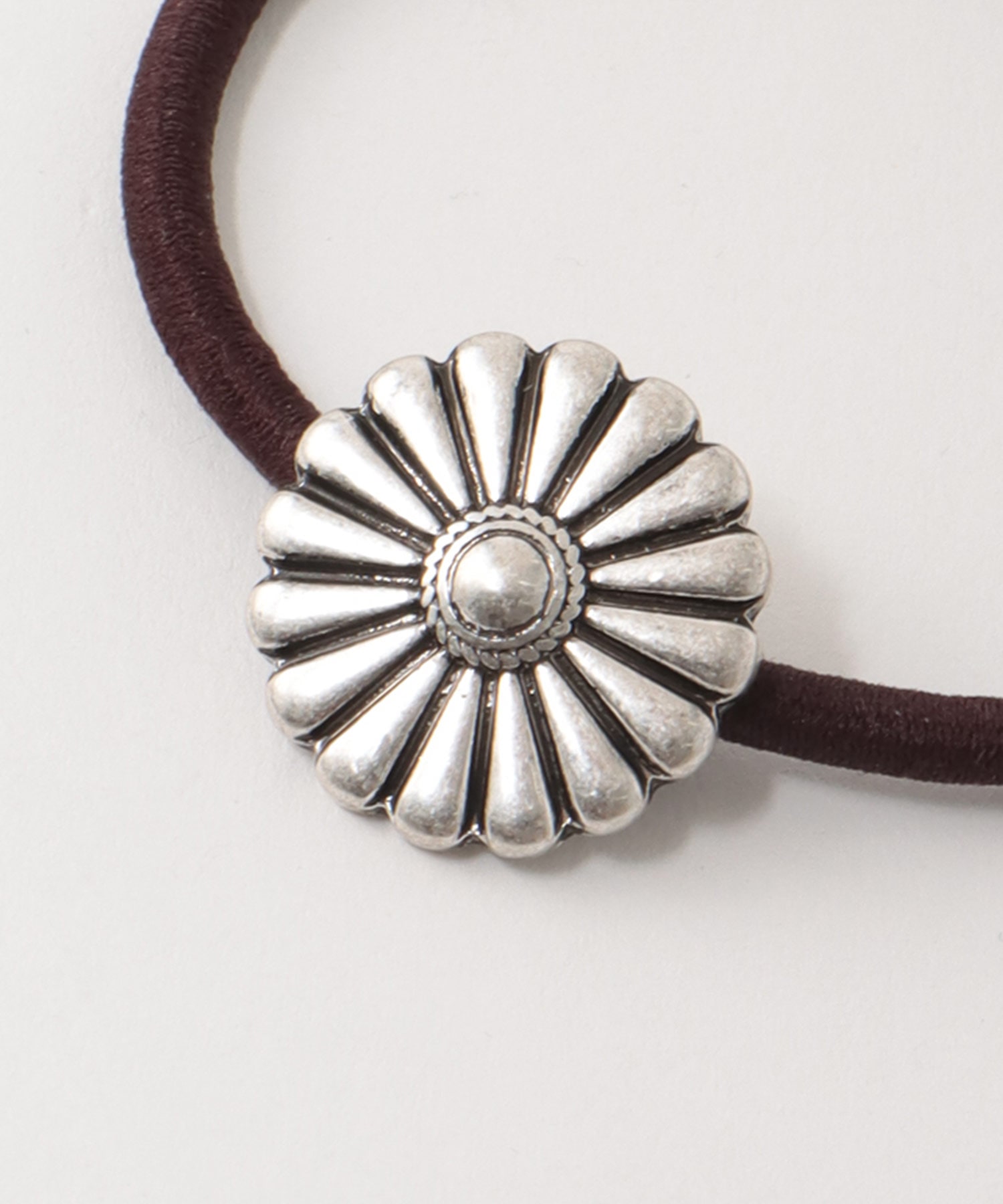 【LIMITED NUMBER】フラワーコンチョヘアゴム