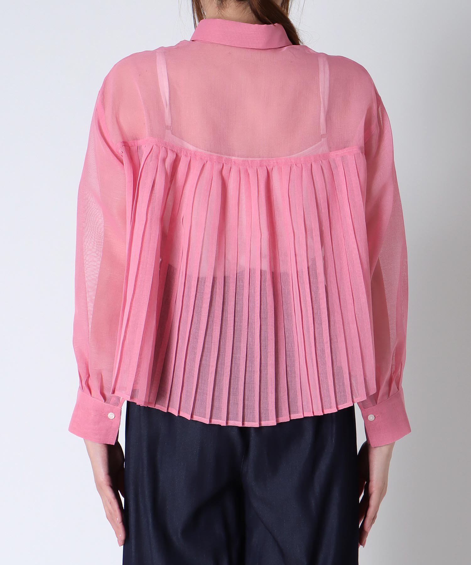 シアーリネンライクバックプリーツシャツ