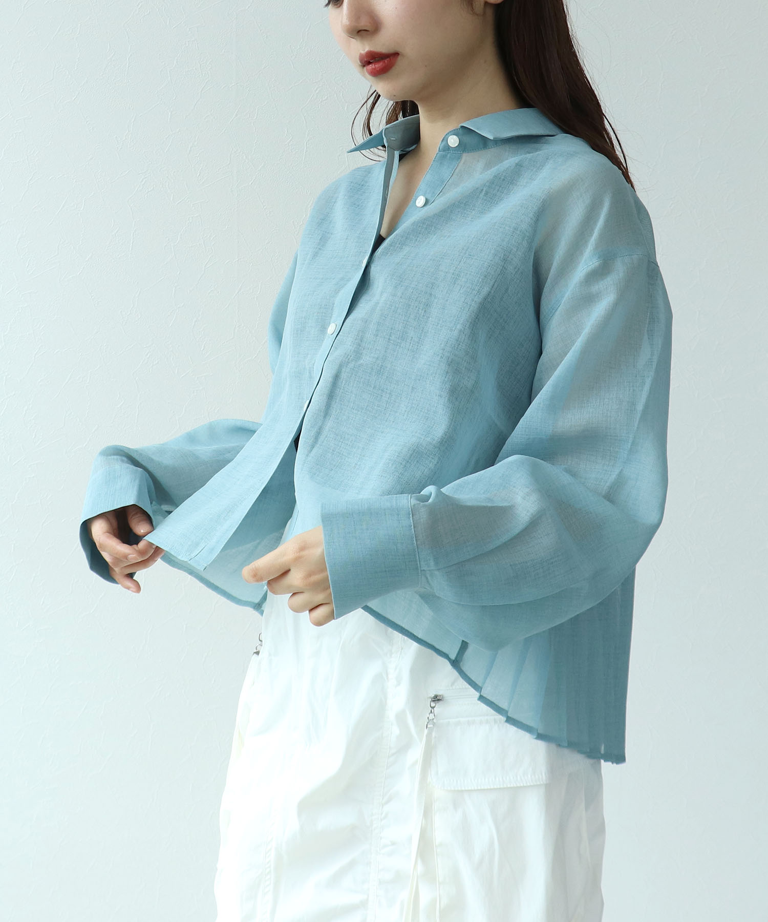 シアーリネンライクバックプリーツシャツ