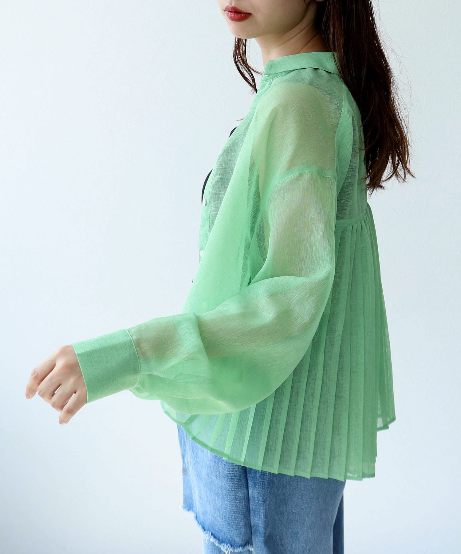 シアーリネンライクバックプリーツシャツ
