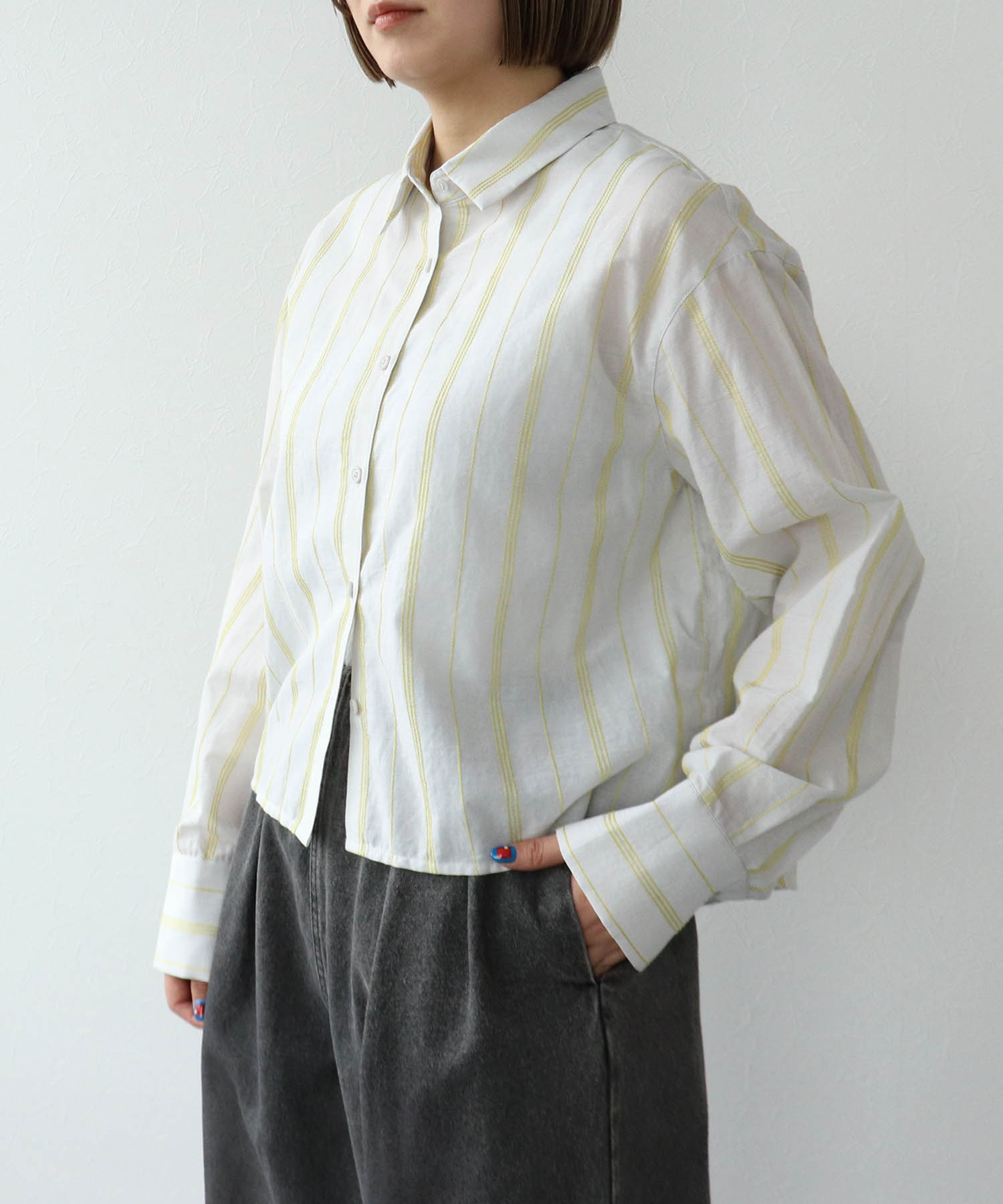 カラーステッチ刺繍ブラウス（別注）