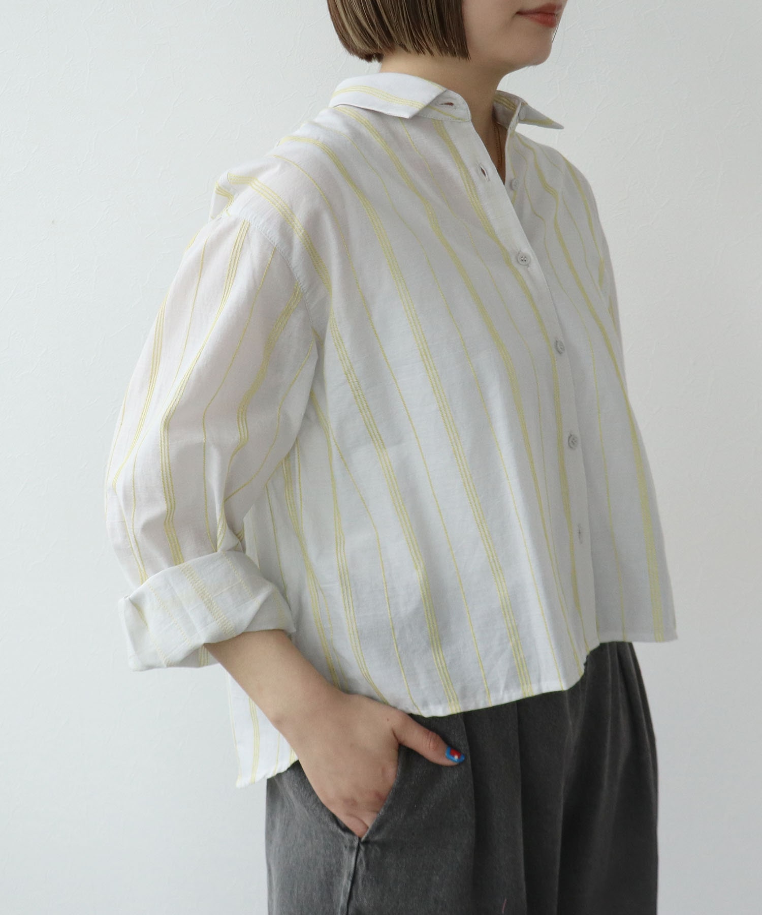 カラーステッチ刺繍ブラウス（別注）