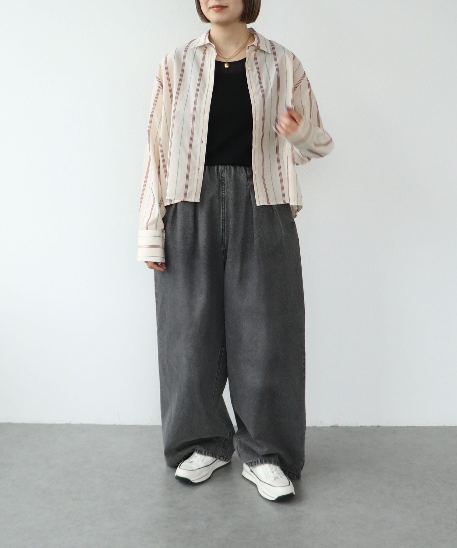 カラーステッチ刺繍ブラウス（別注）