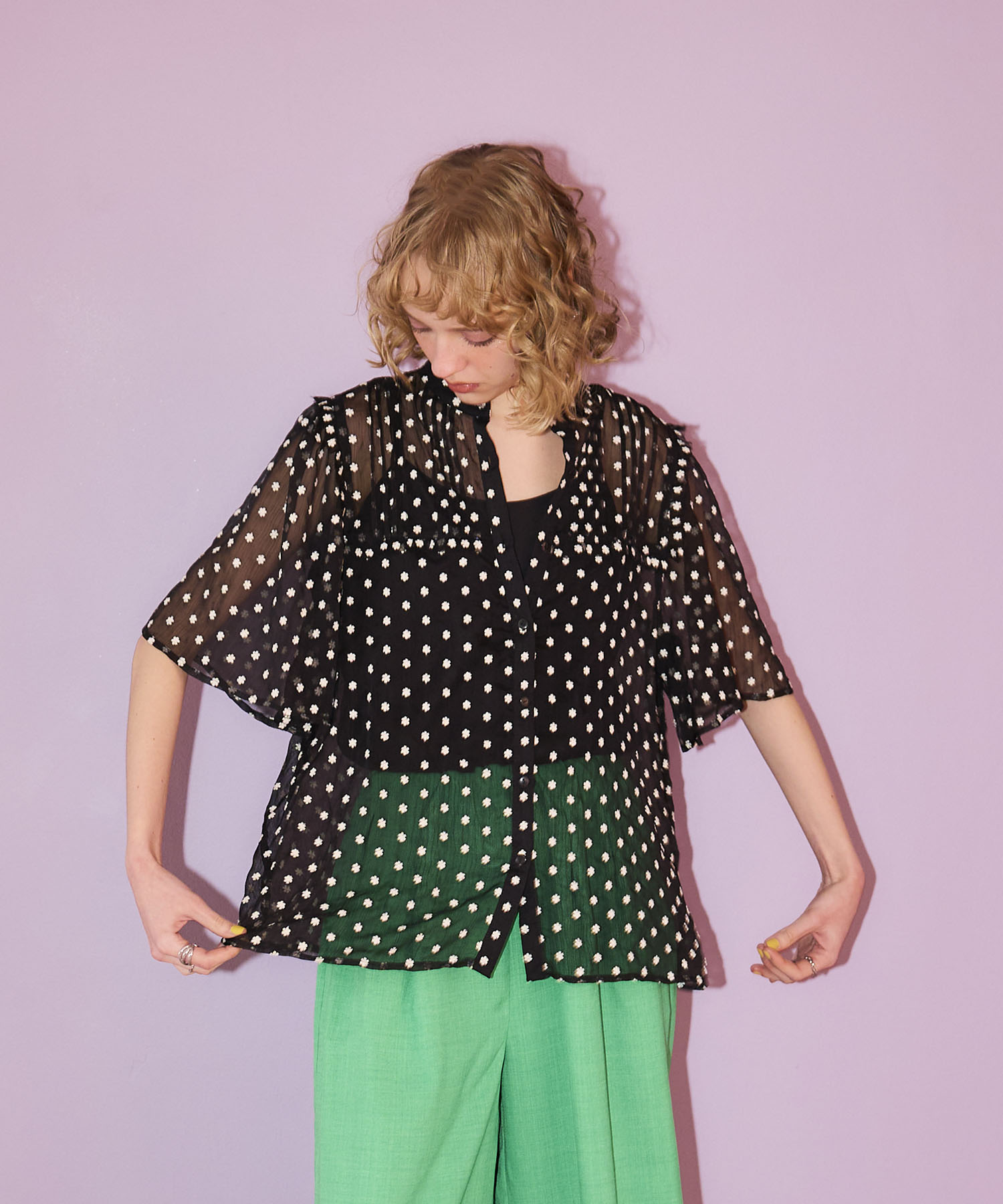 楊柳フラワー刺繍ブラウス