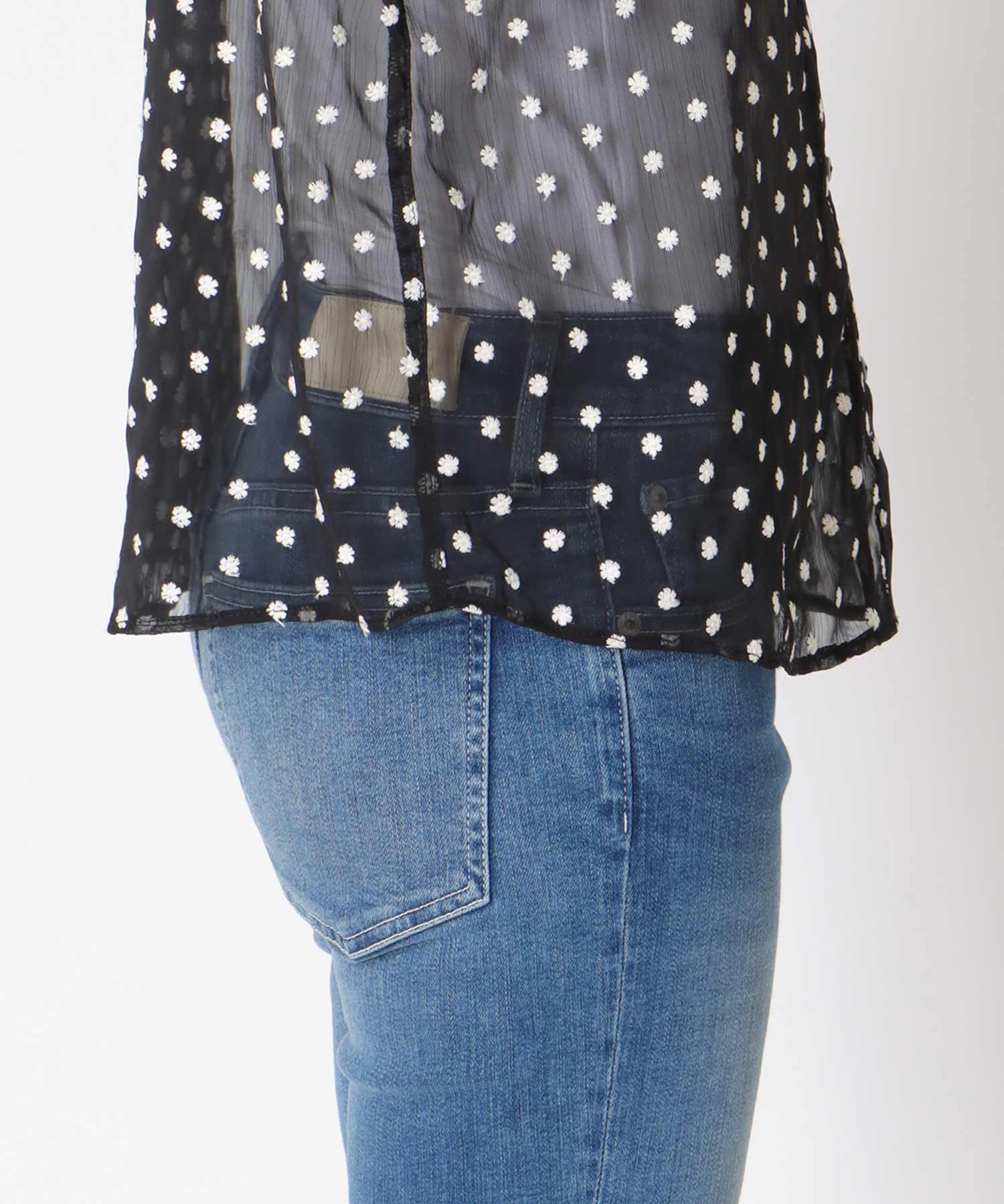 楊柳フラワー刺繍ブラウス