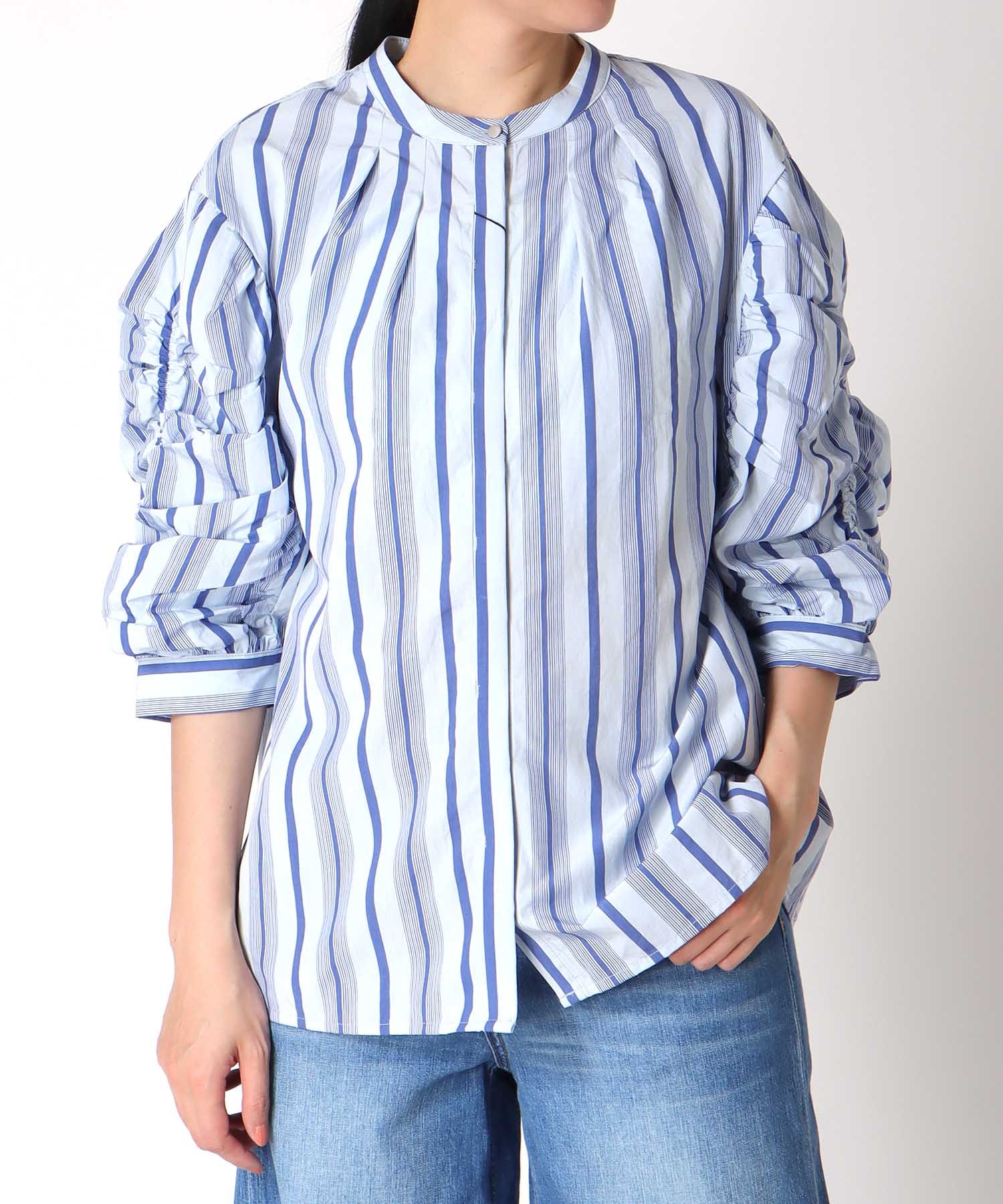 〔お家で試着〕ギャザースリーブブラウス (別注)