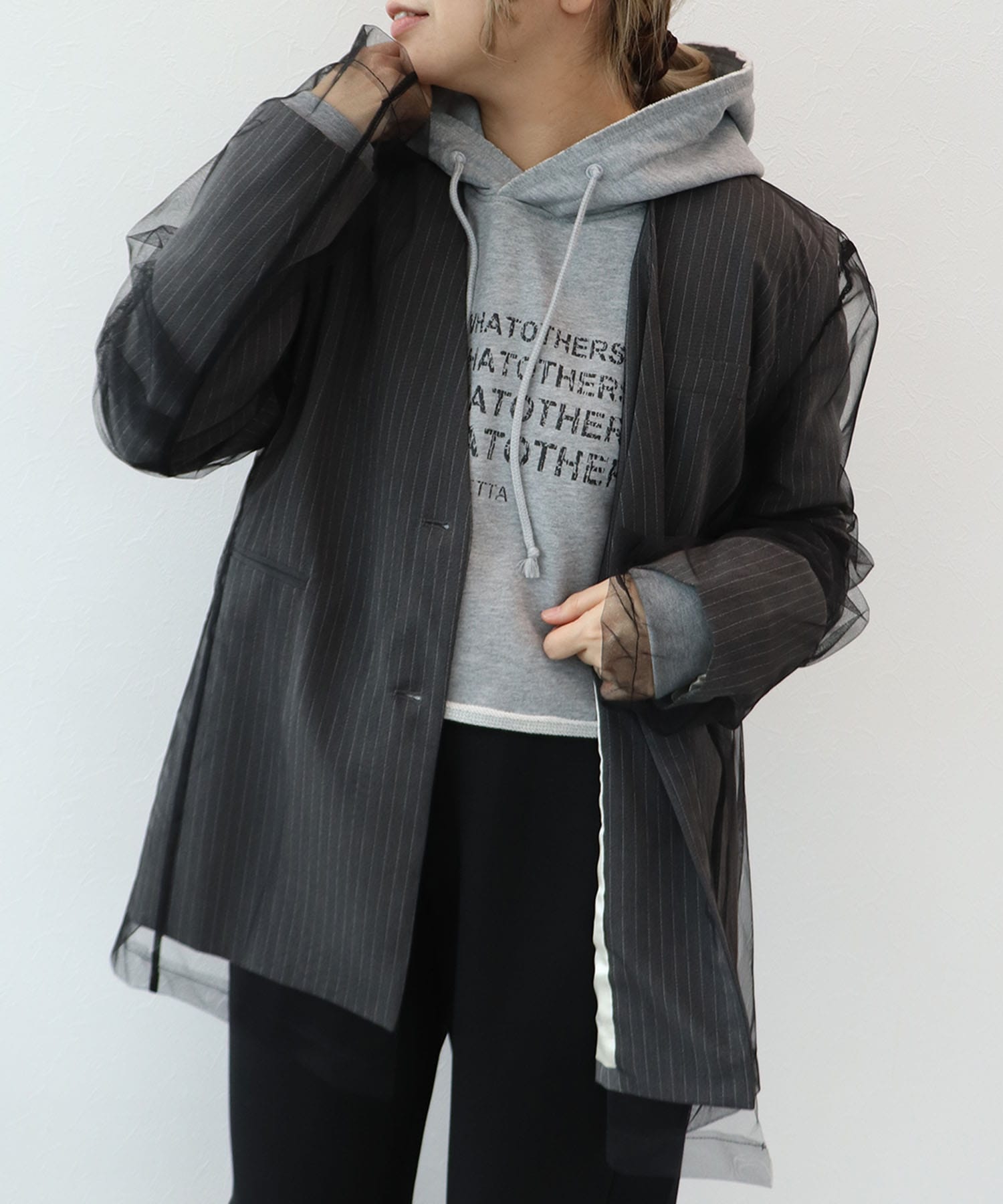 ボクシーレイヤードチュールジャケット