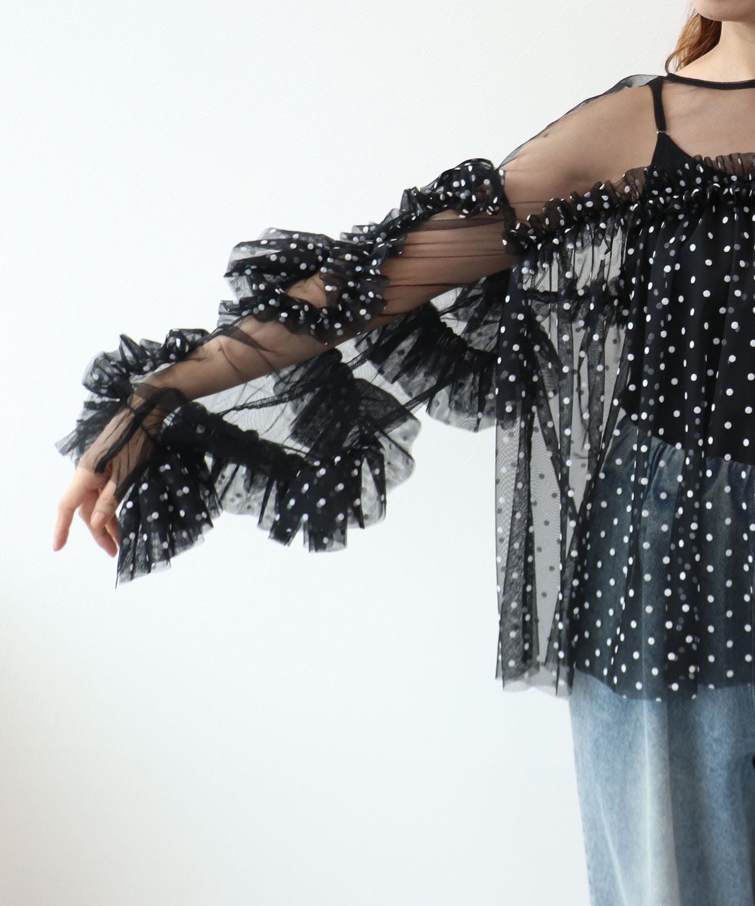 デコレーティブチュールフリルトップス