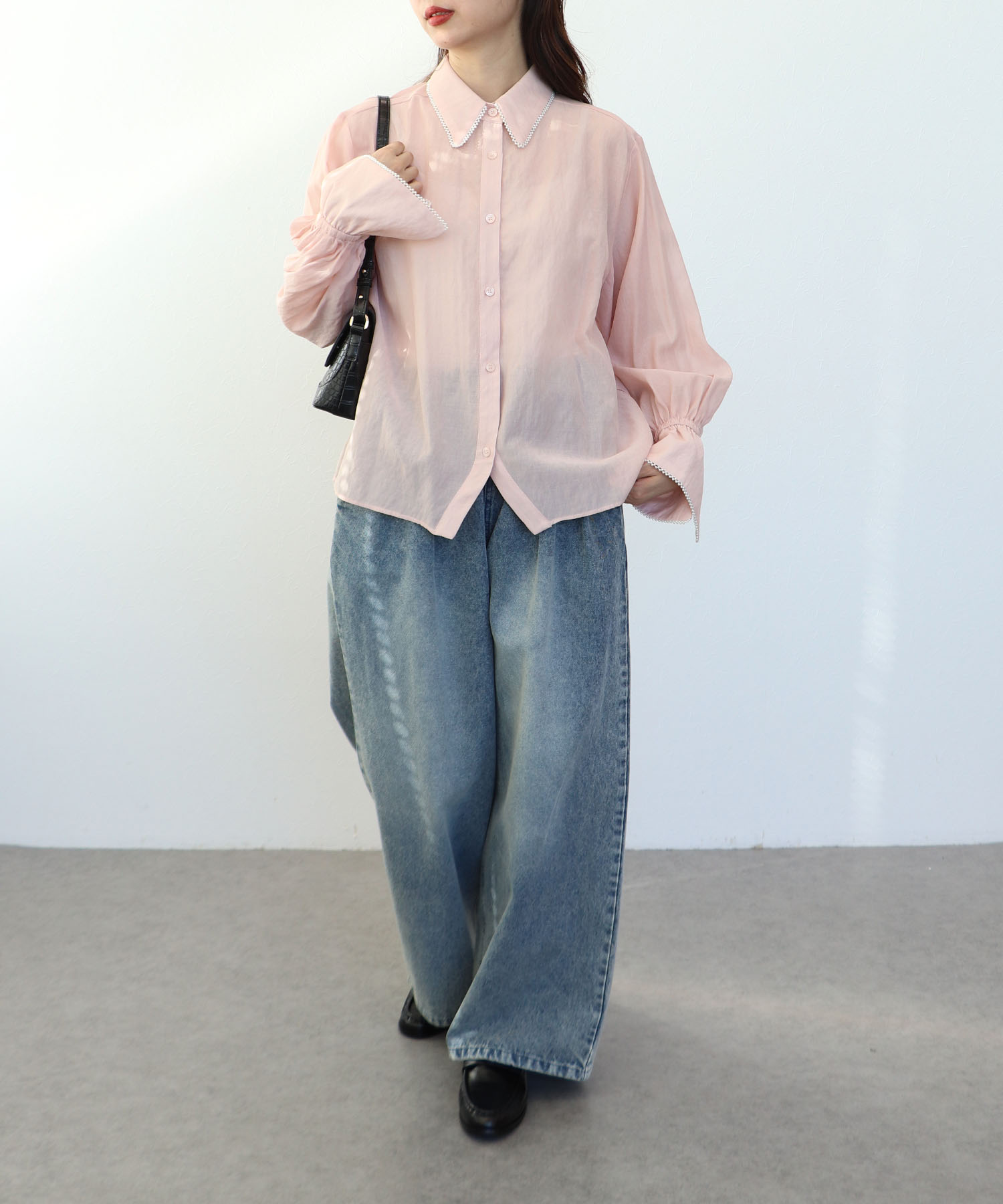 パールトリムシアーシャツブラウス