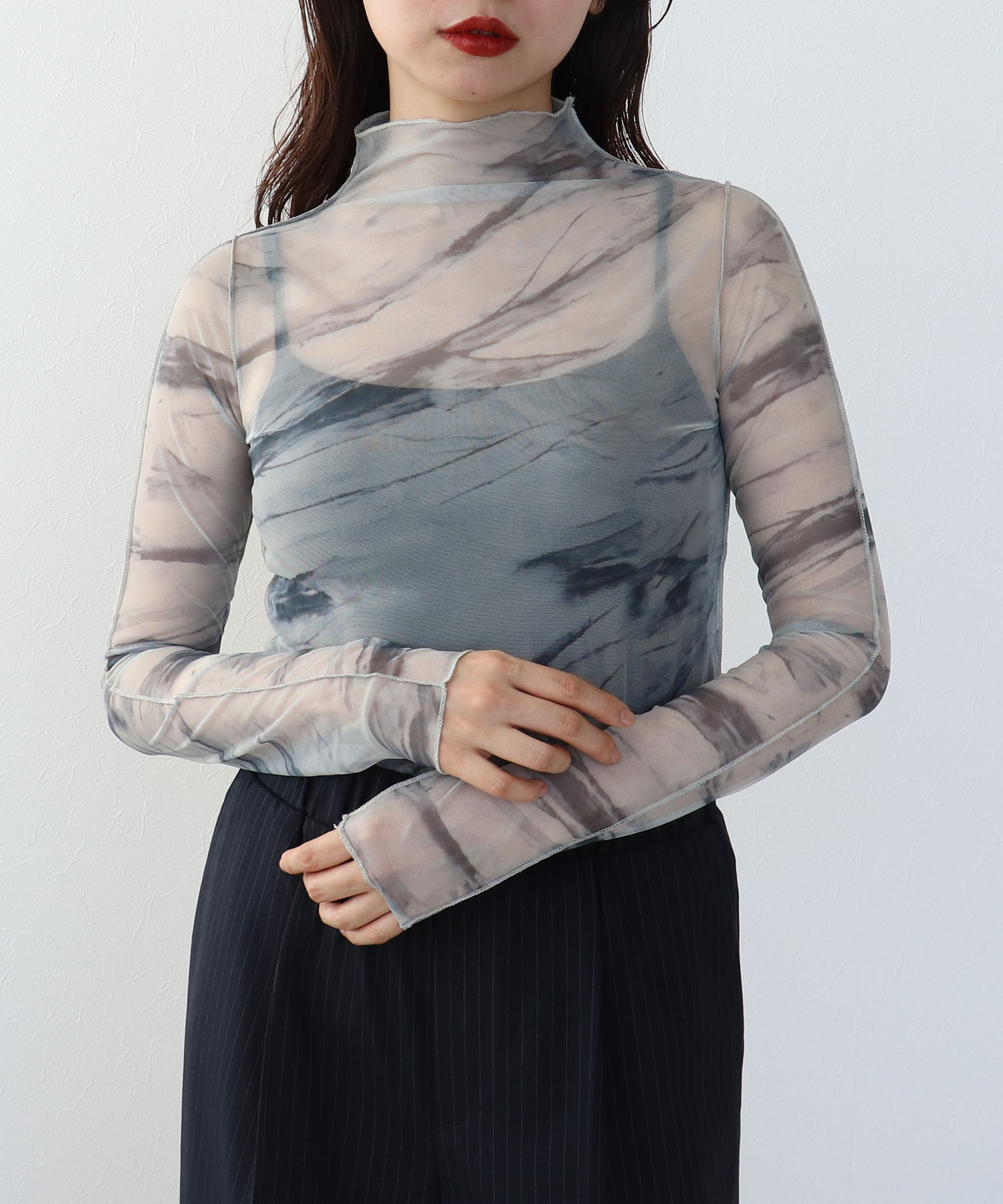 アート柄シアーインナー