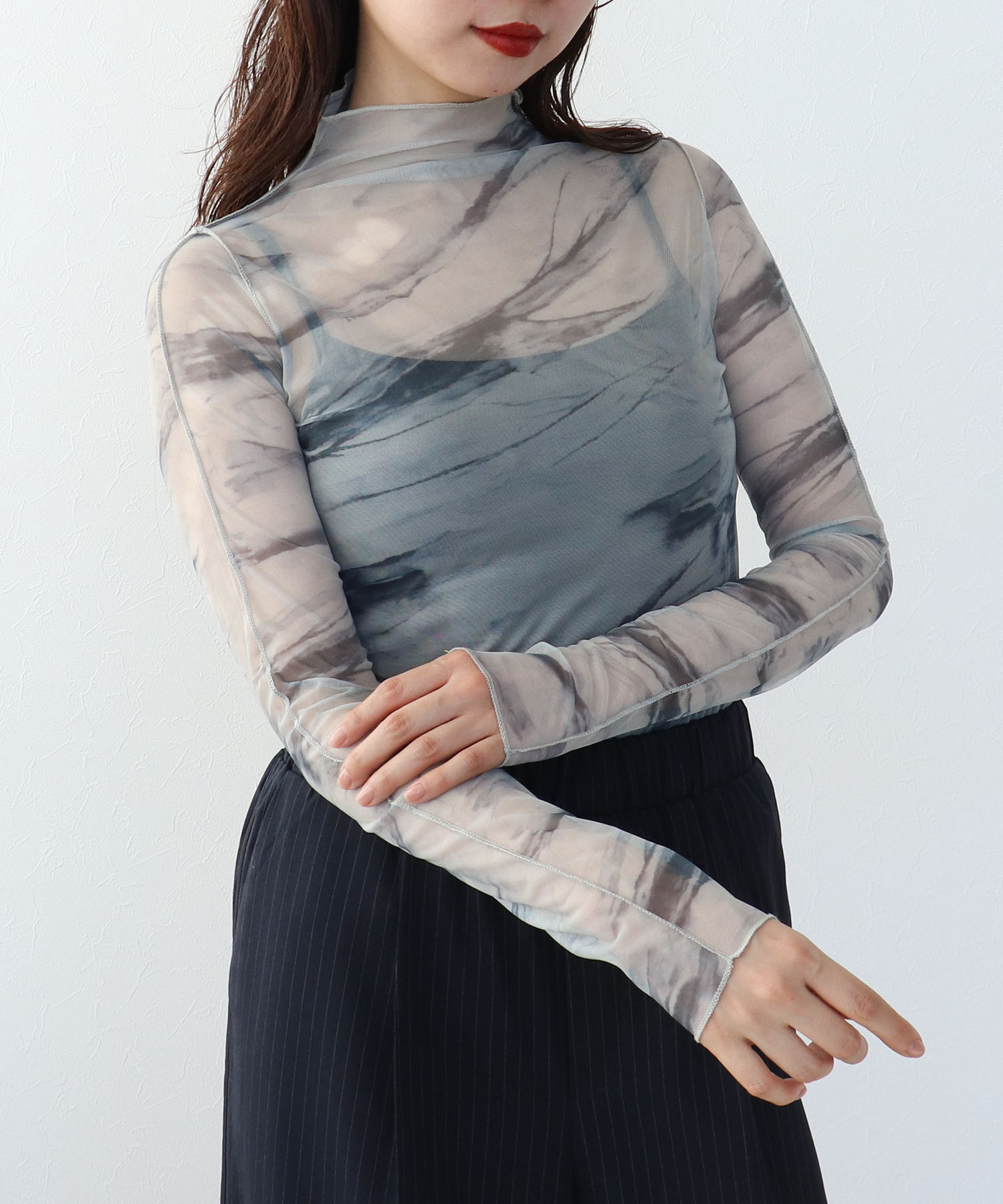 アート柄シアーインナー