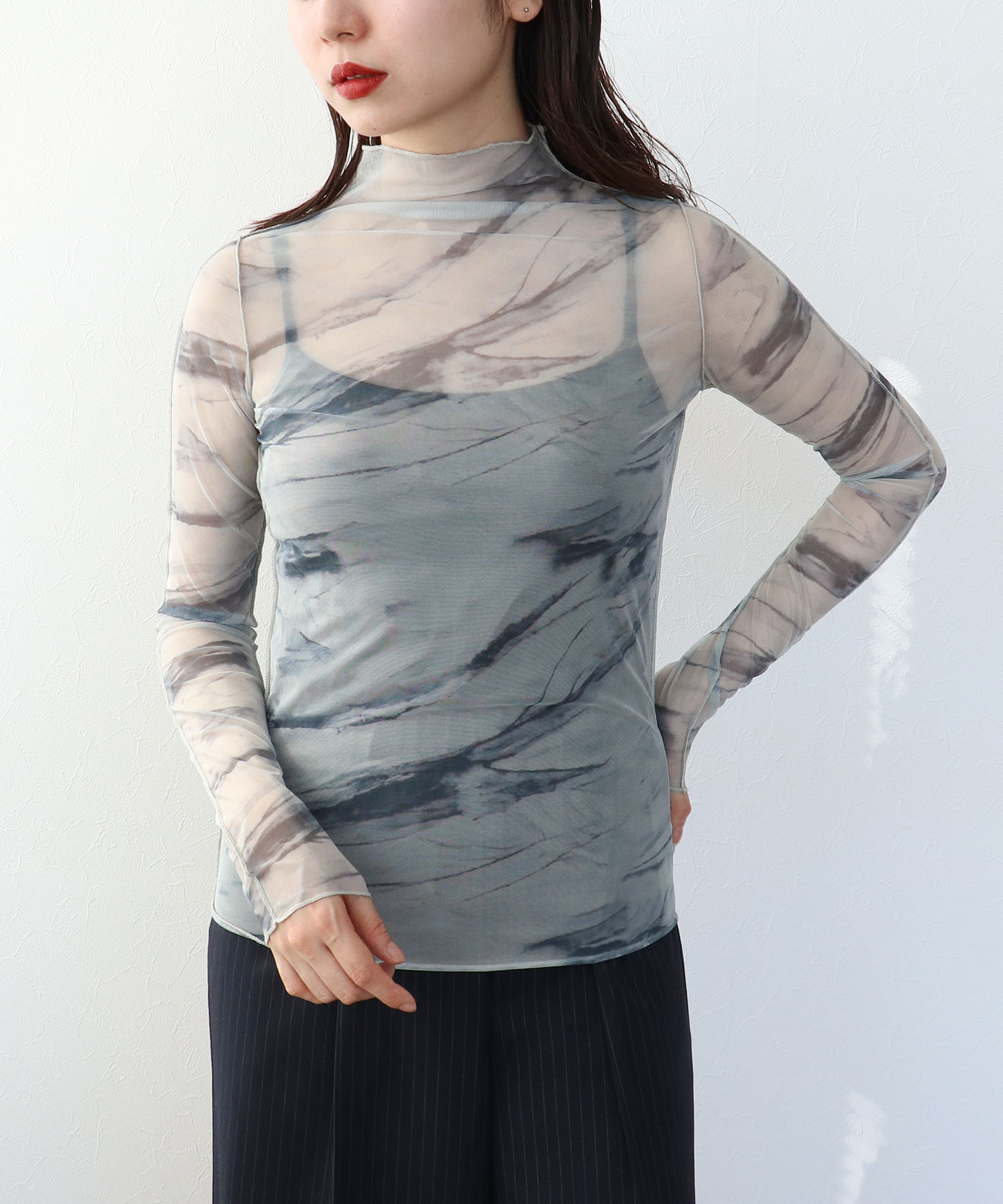 アート柄シアーインナー