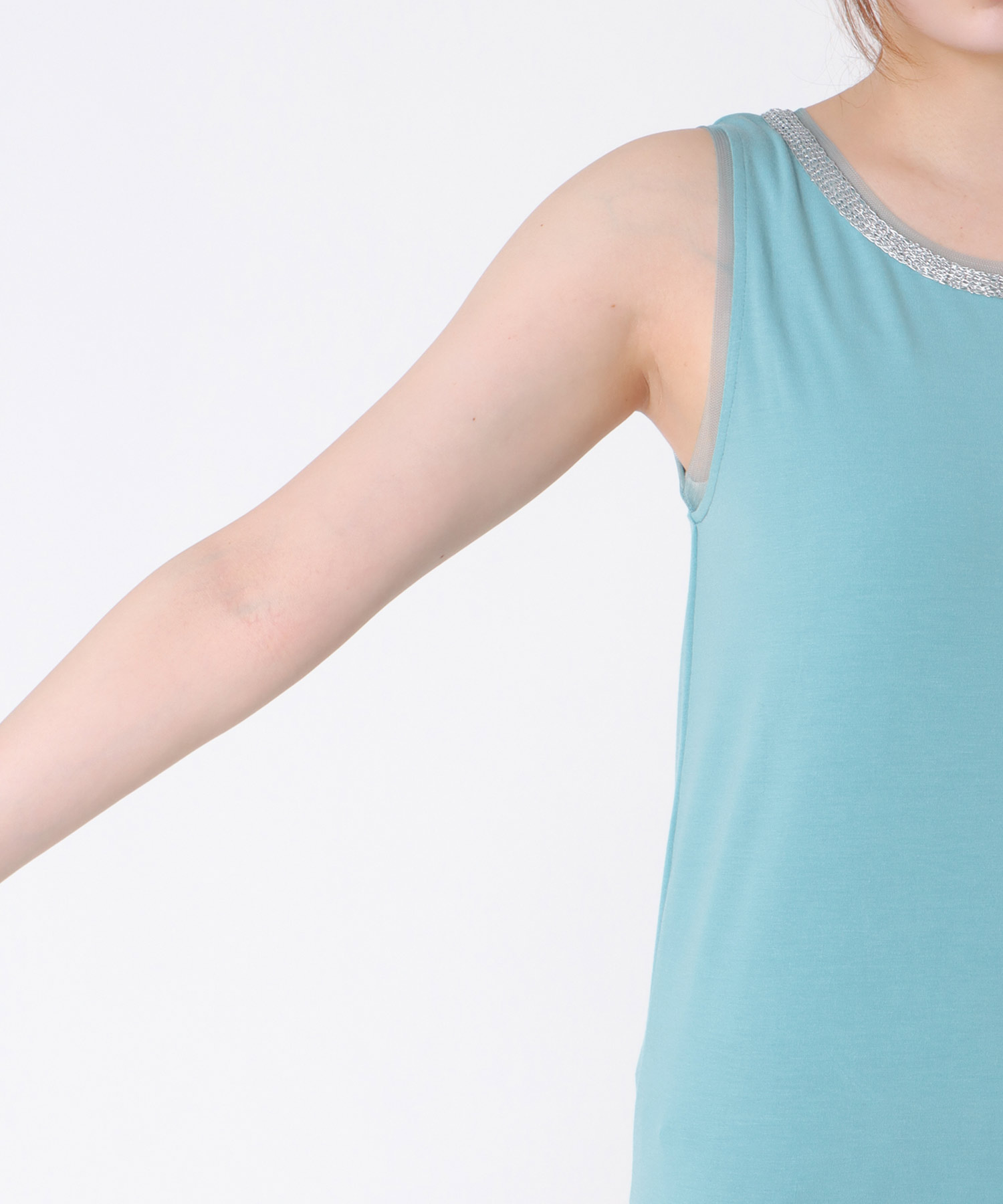 アビガイルチュールタンク